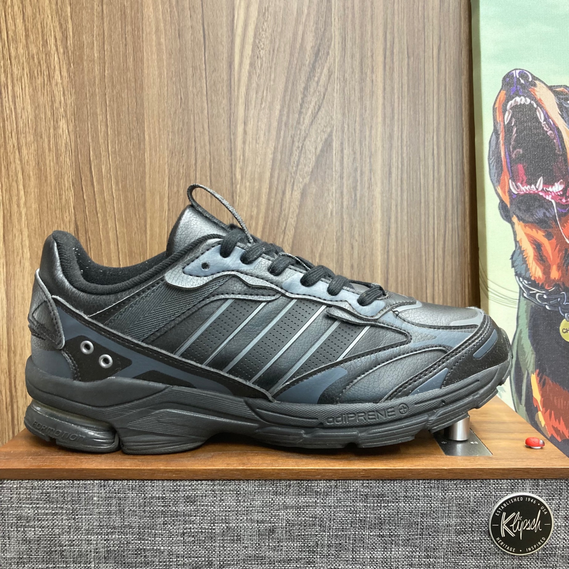 Adidas Spiritain 2000 Black size 44