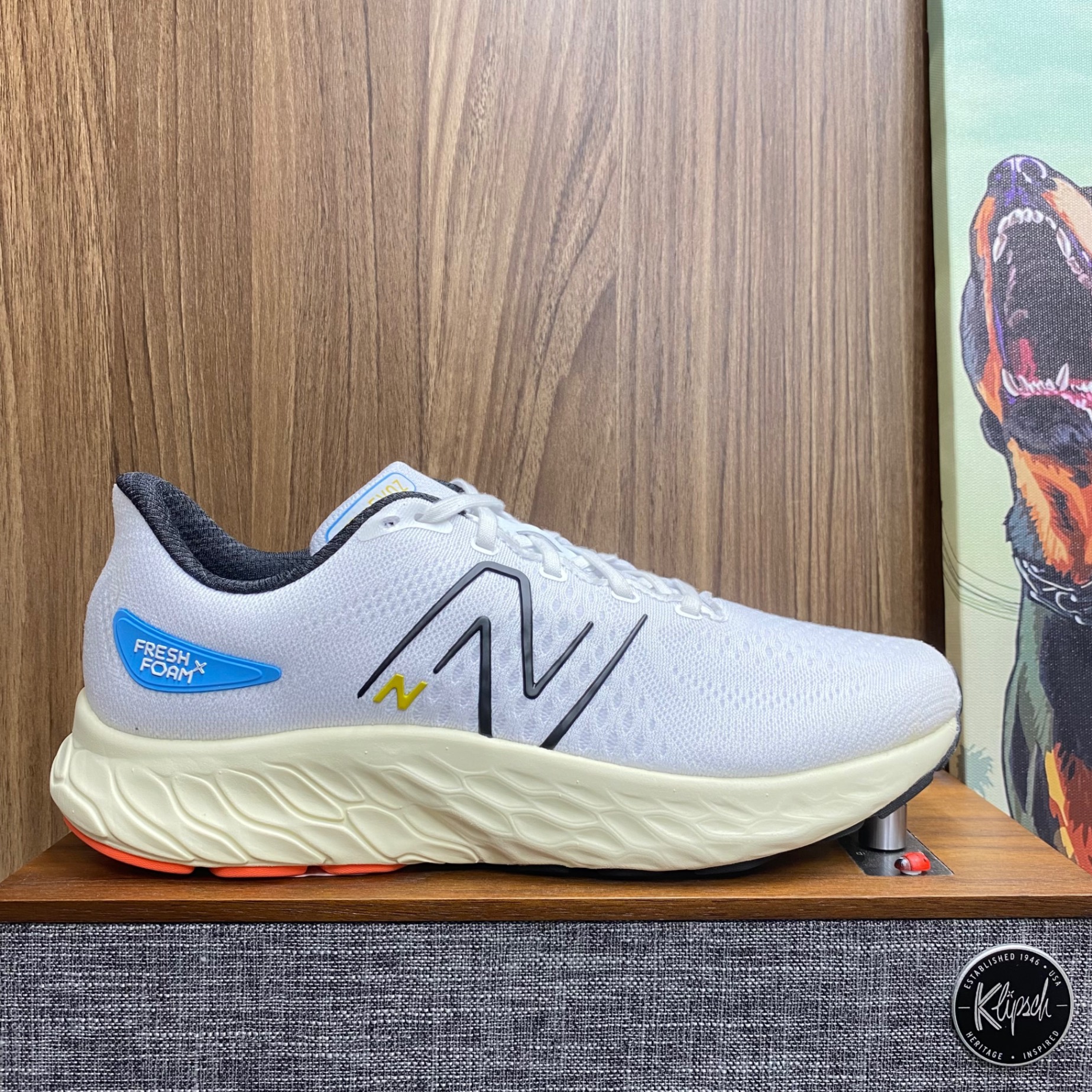New Balance Evoz v3 White size 43 (New-Fullbox)