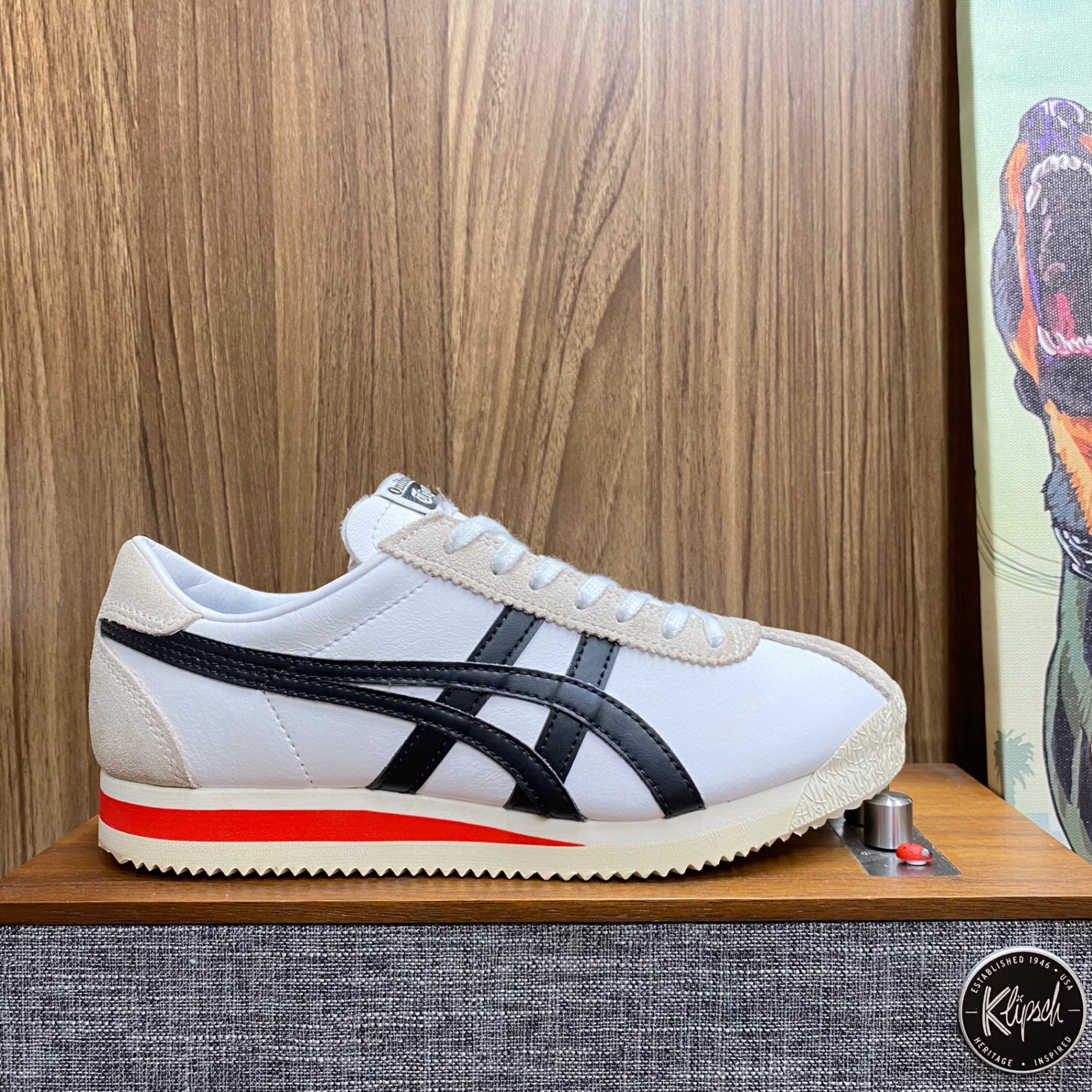 Onitsuka Tiger Corsair WhiteBlack size 39 (Fullbox)