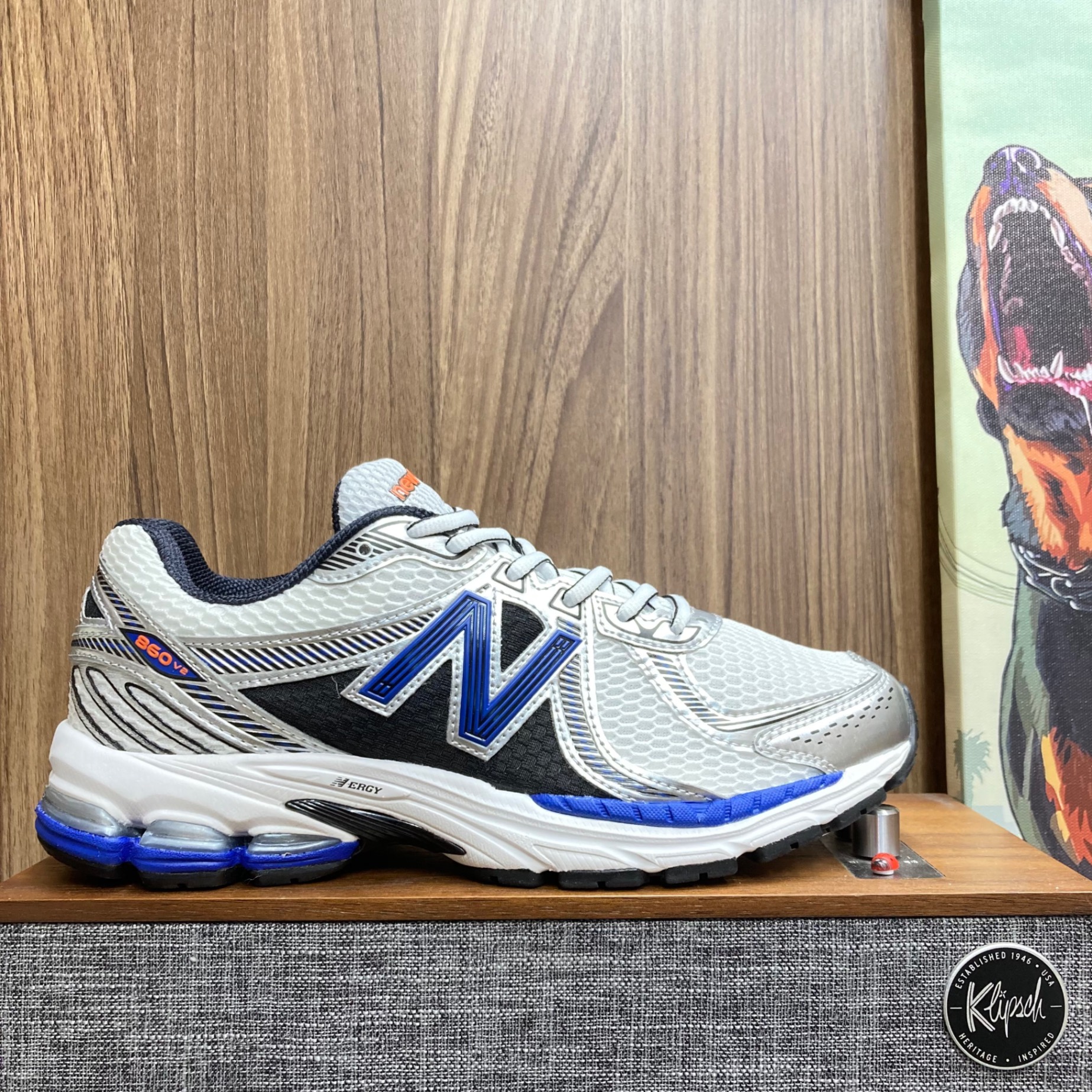 New Balance 860v2 Royal Silver size 40.5 (New)