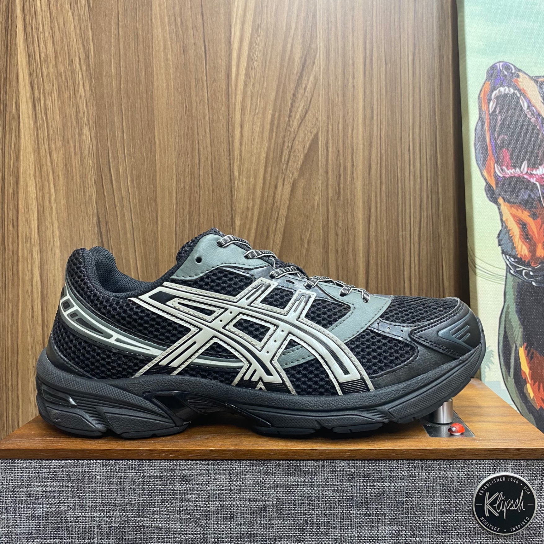 Asics Gel-1130 Black Grey size 44 (Fullbox)