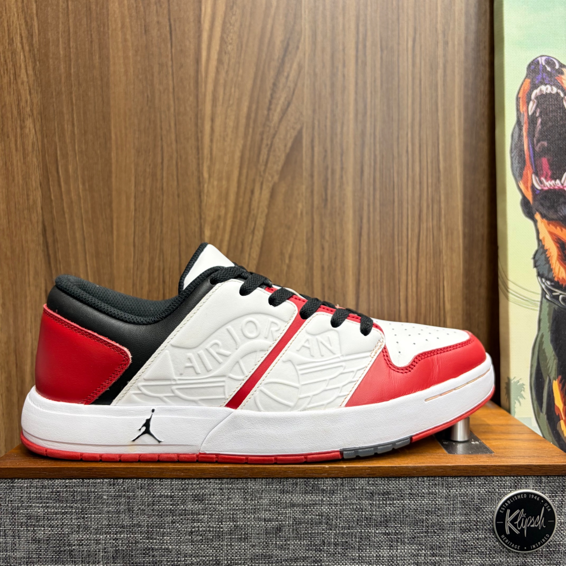 Jordan Nu Retro 1 Low Chicago size 43