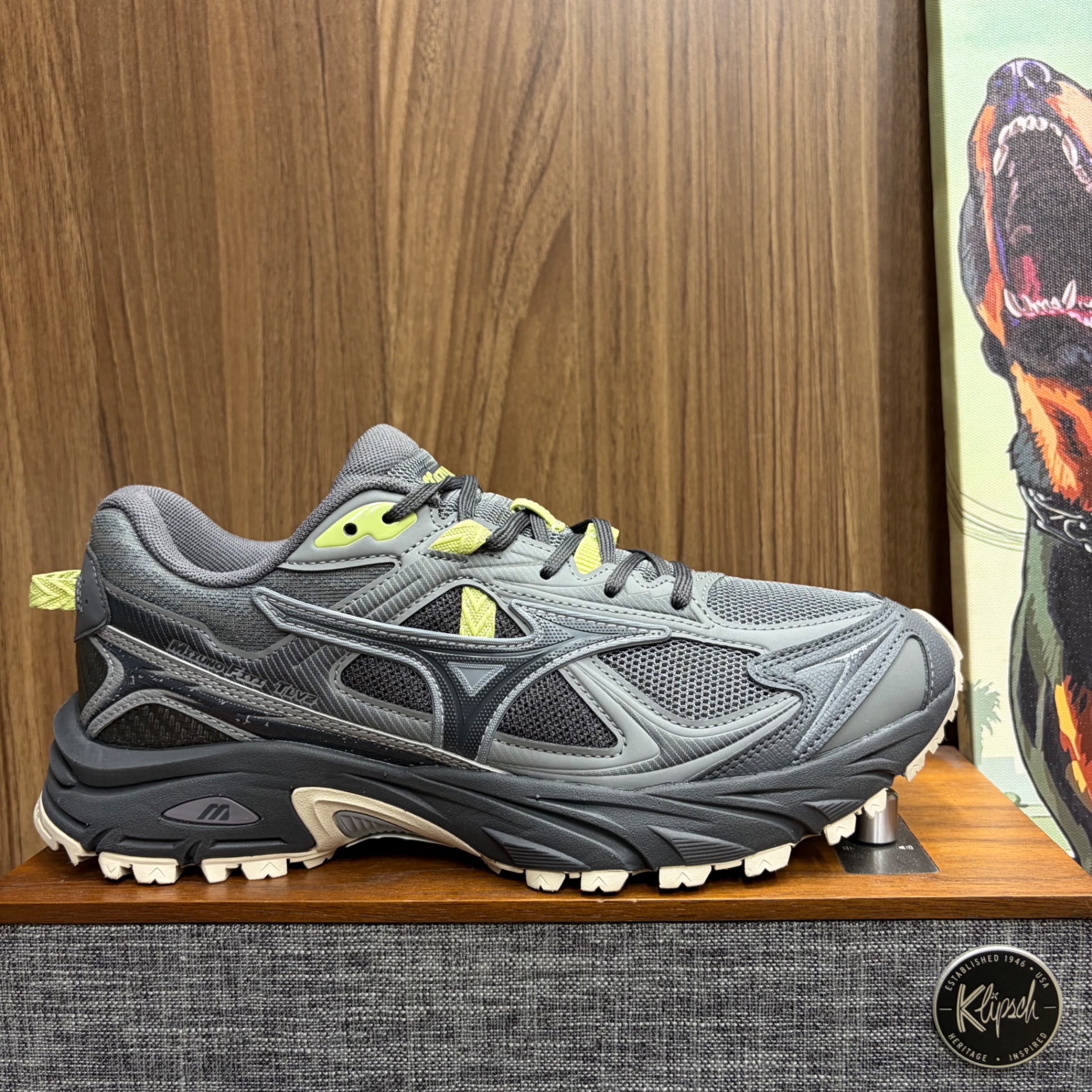 Mizuno FIYI TLv2 Iron Grey size 42.5 (Fullbox)