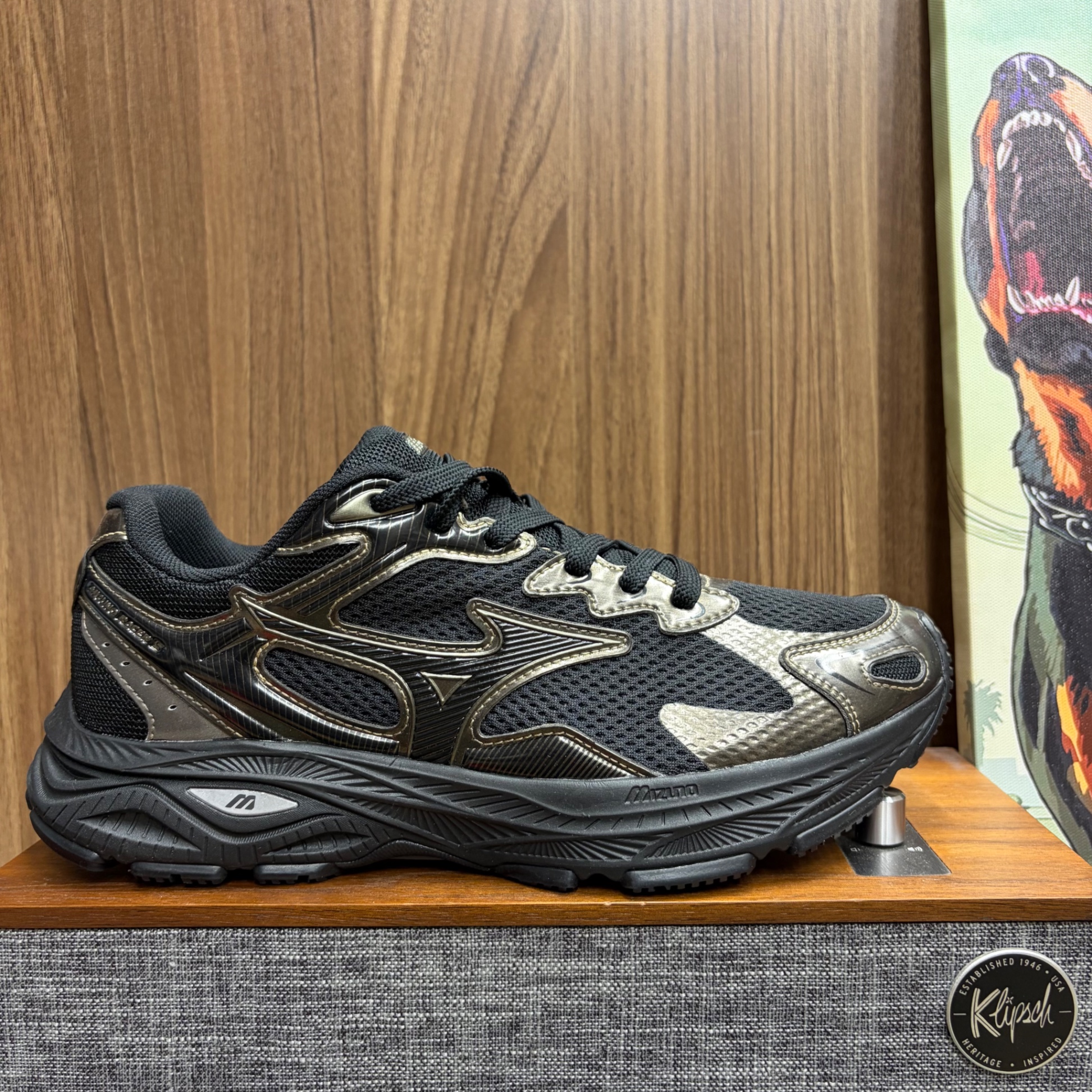 Mizuno Racer S Black Silver size 41