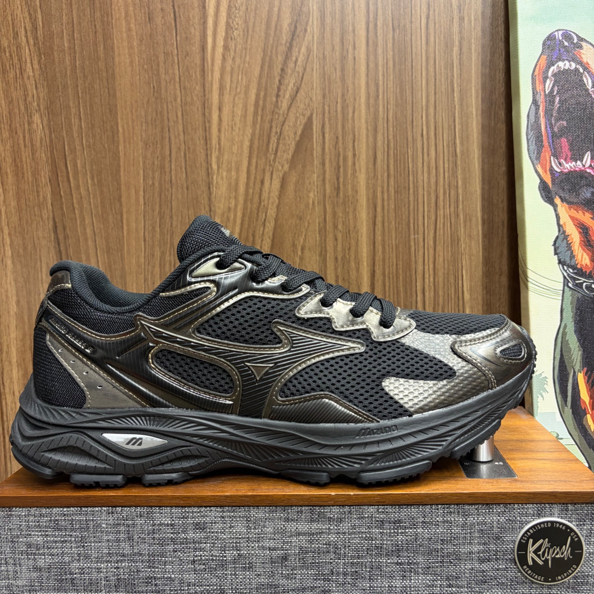 Mizuno Racer S Black Silver size 44