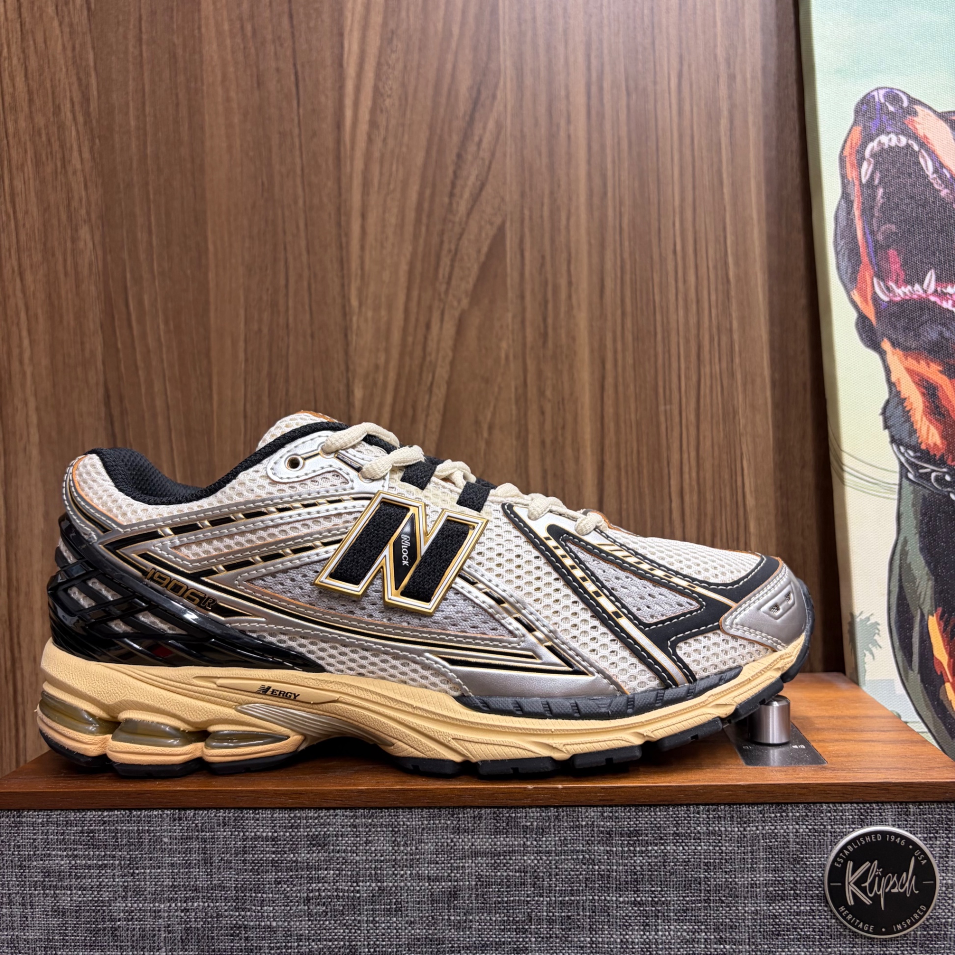 New Balance 1906R Vintage size 42 (Fullbox)