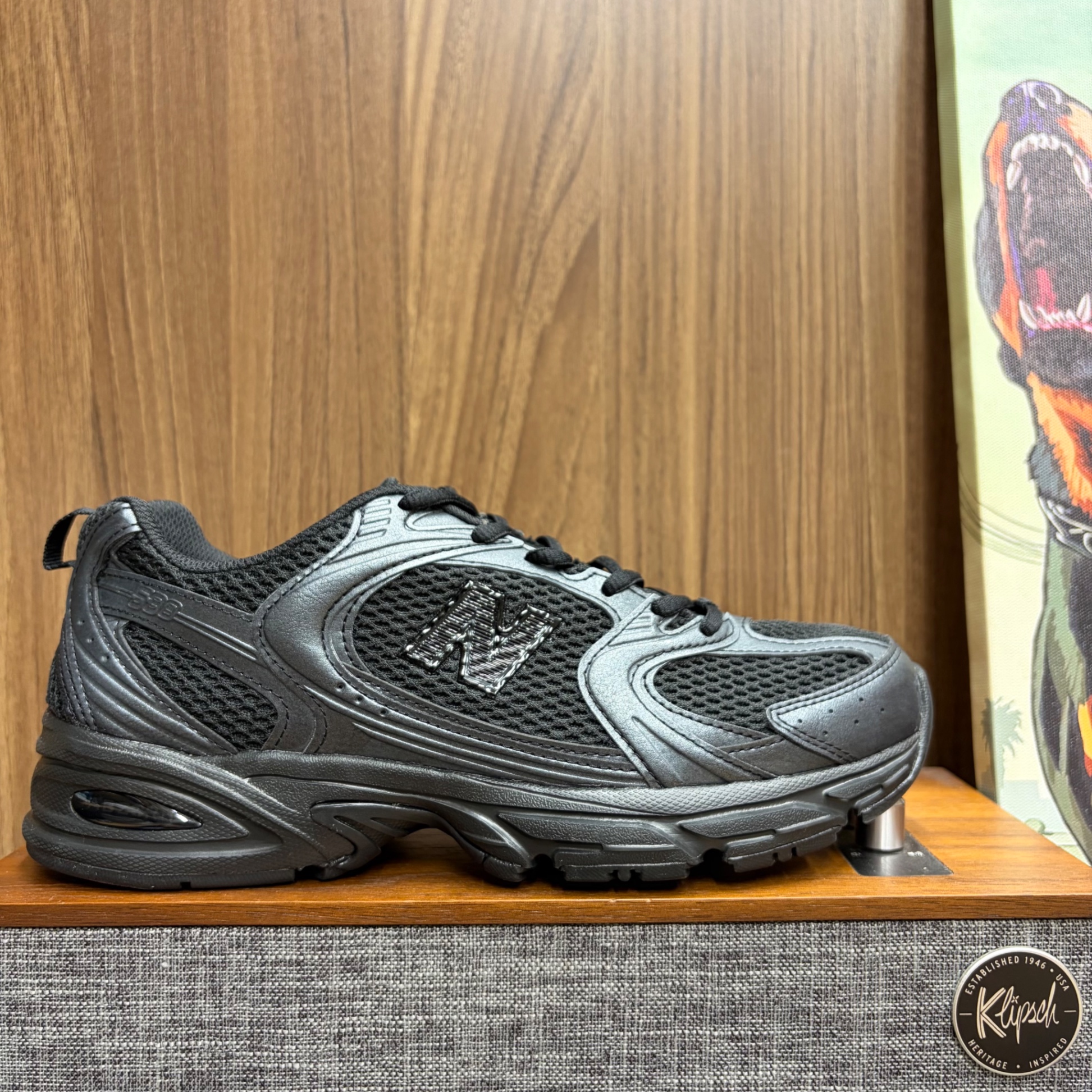 New Balance 530 Black Dark Grey size 40 (Fb)