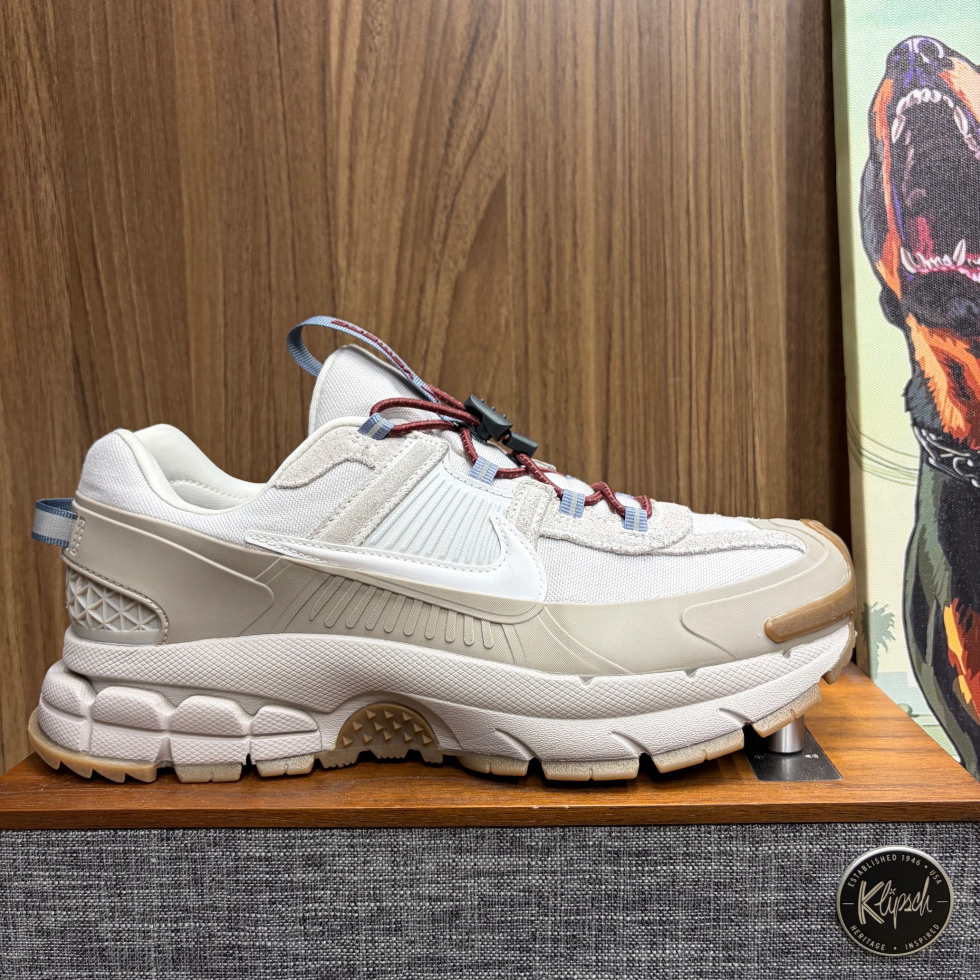 Nike Vomero Roam College Grey size 42.5 (Fb)
