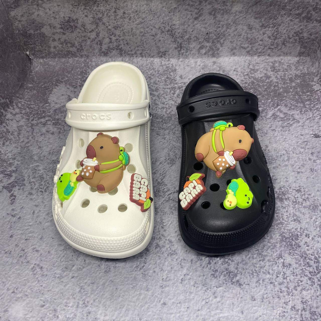 Sục Crocs TE+NL ticker Capy