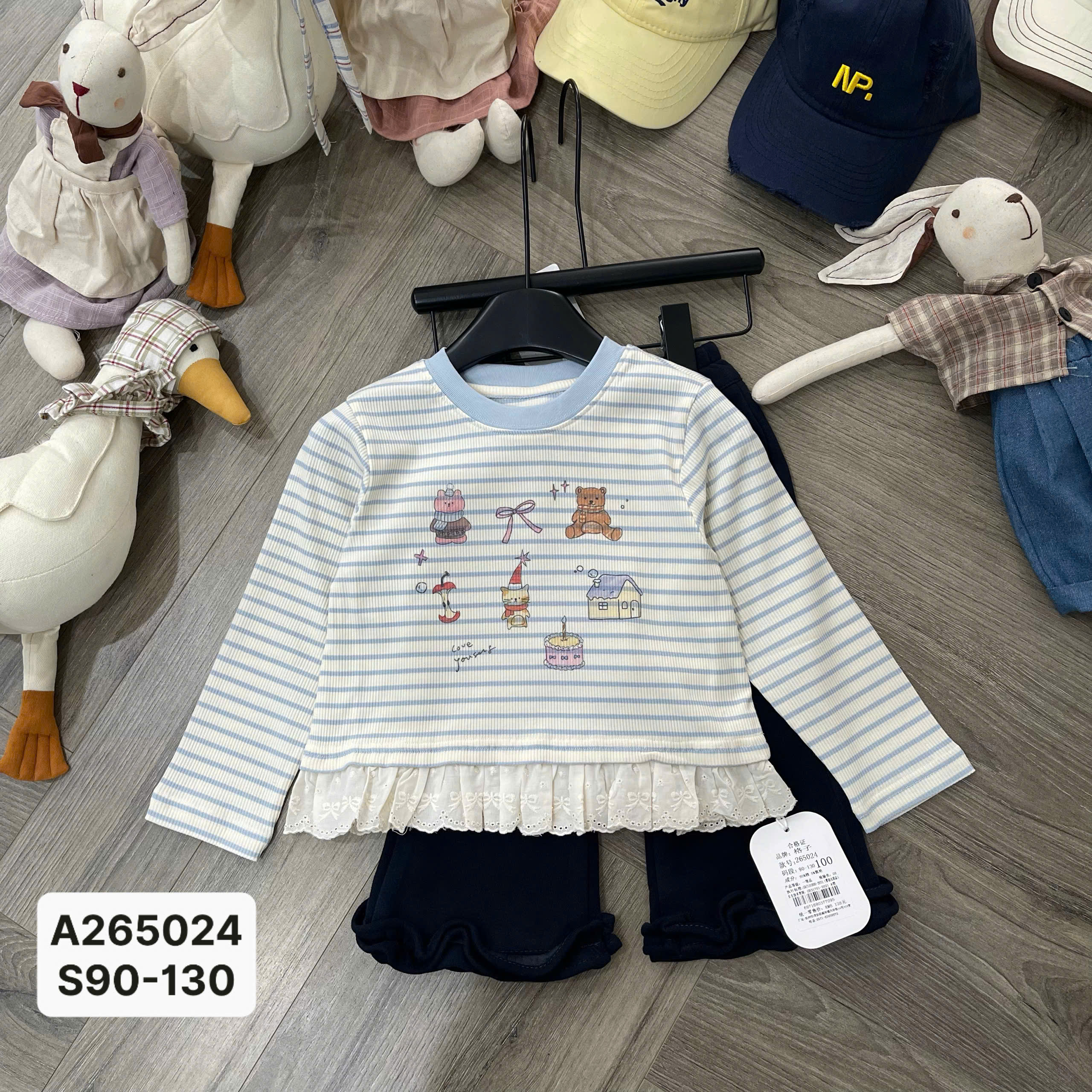 Áo kẻ xanh ren gấu 265024