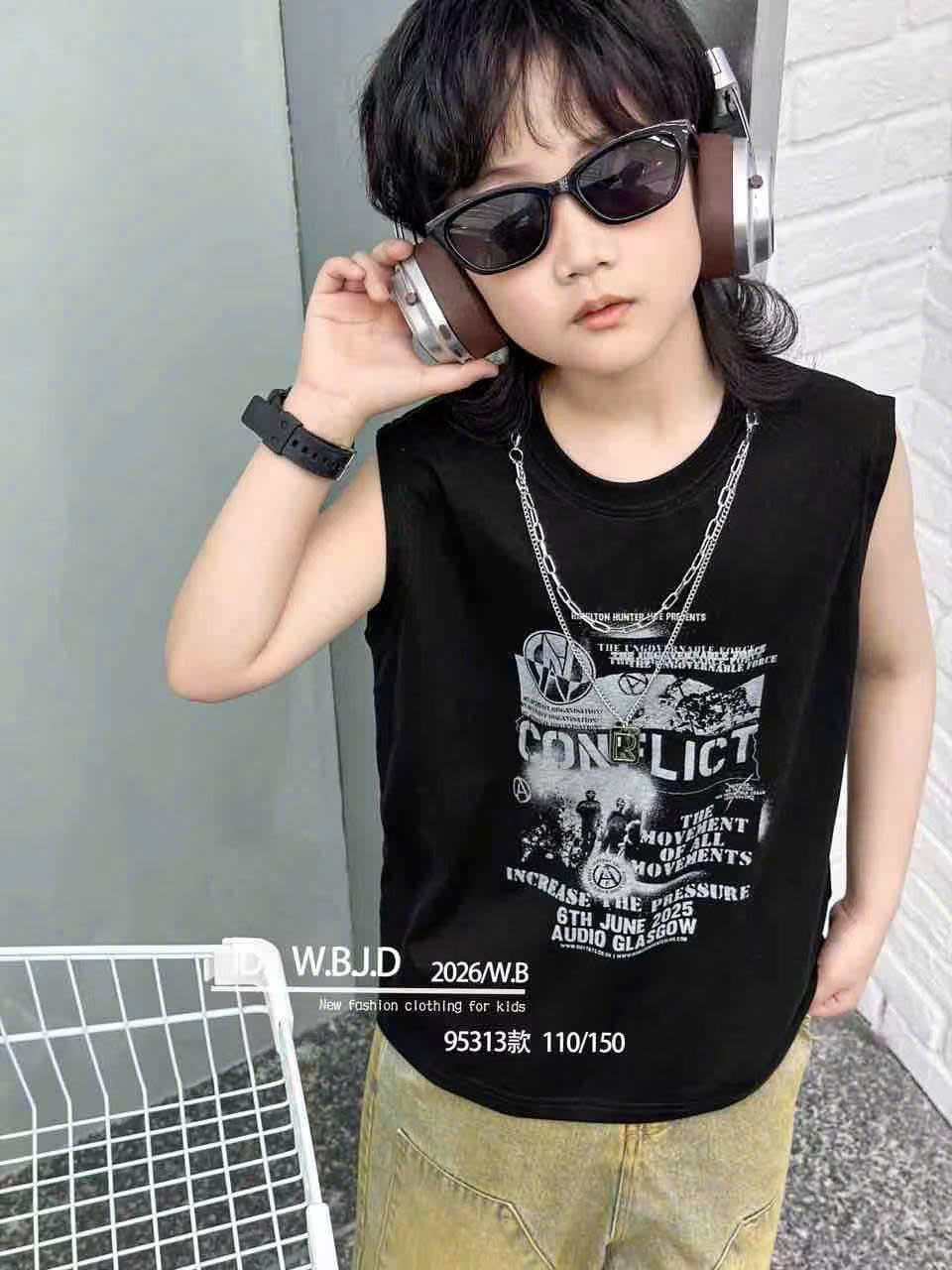 H95313 áo 3 lỗ đen dây chuyền