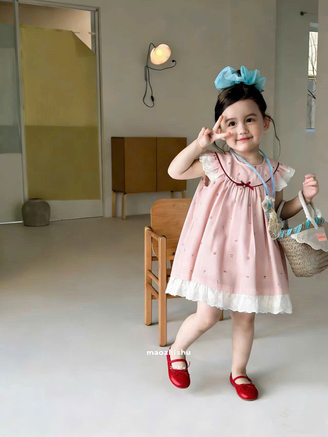 O66083 váy kẻ chery nơ
