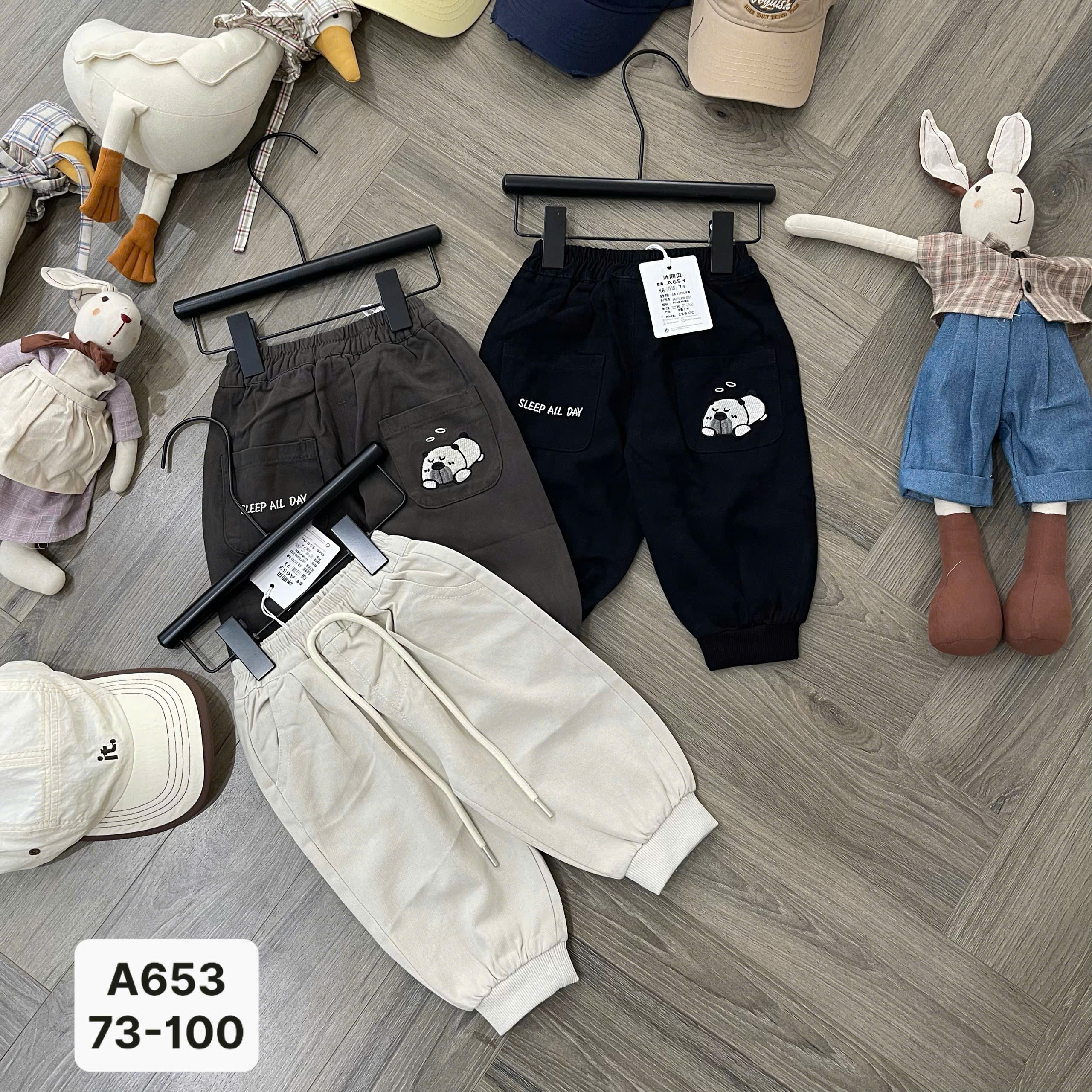 Quần kaki mềm nhí gấu túi sau A653