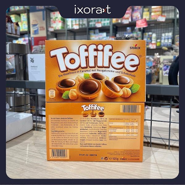 Kẹo Caramel Toffifee Phủ Socola Nhân Hạt Phỉ Hộp 125gr (15 Viên)