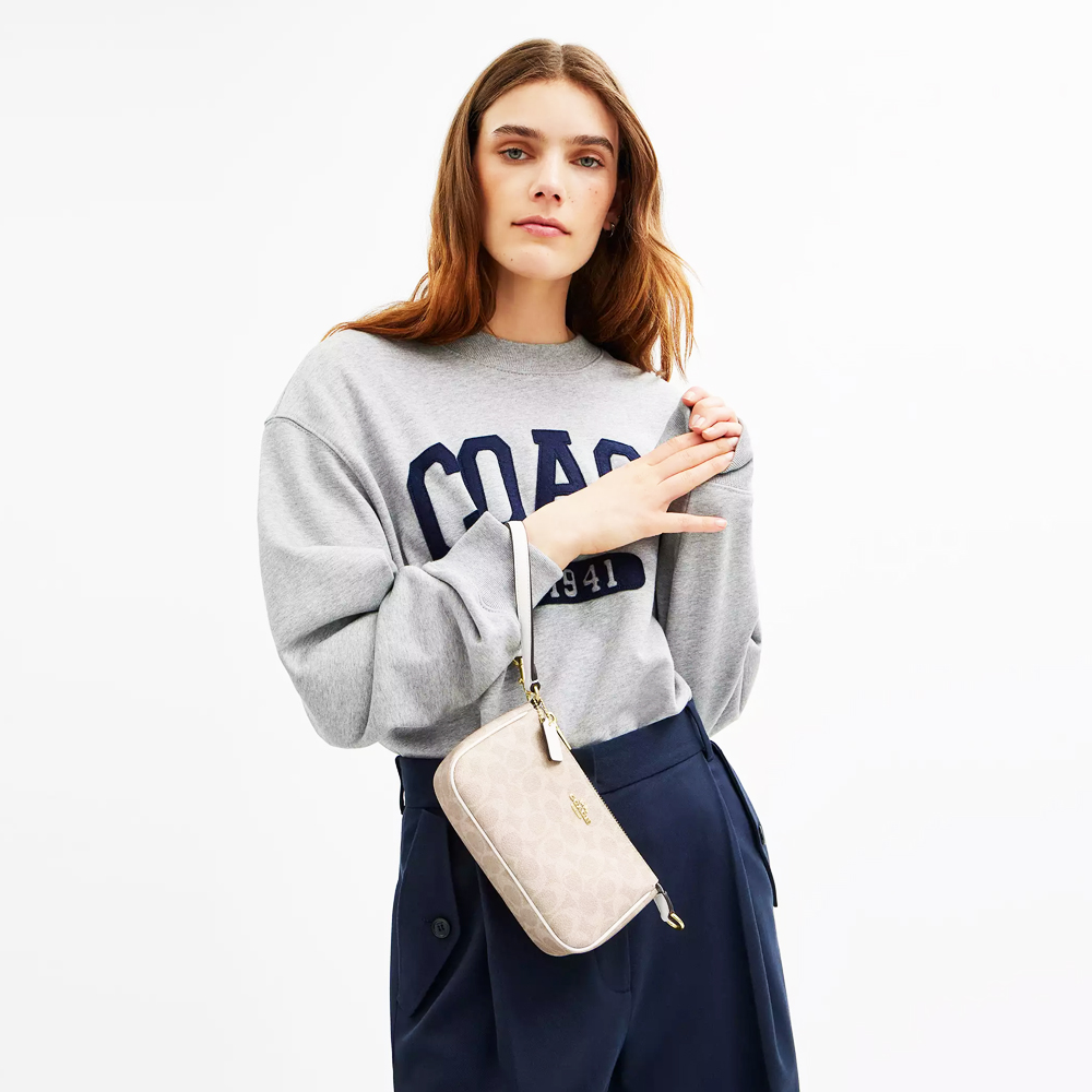 Coach CW426 Nolita 19 Signature Canvas Sand Chalk 21.jpg