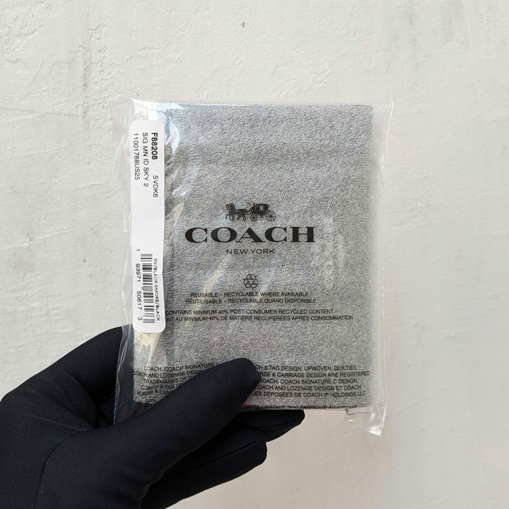 Coach F88208 Signature Mini ID Sky 2 Black Smoke 1.jpg