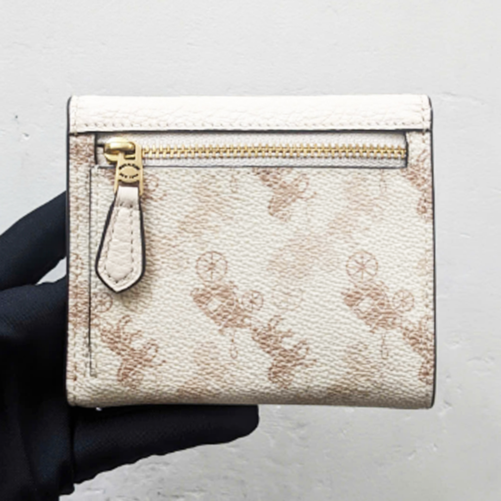 Coach C3161 Wynn Small Wallet With Horse And Carriage Print 30.jpg