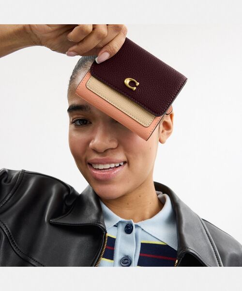 Coach CAO14 B4XD2 3.jpg