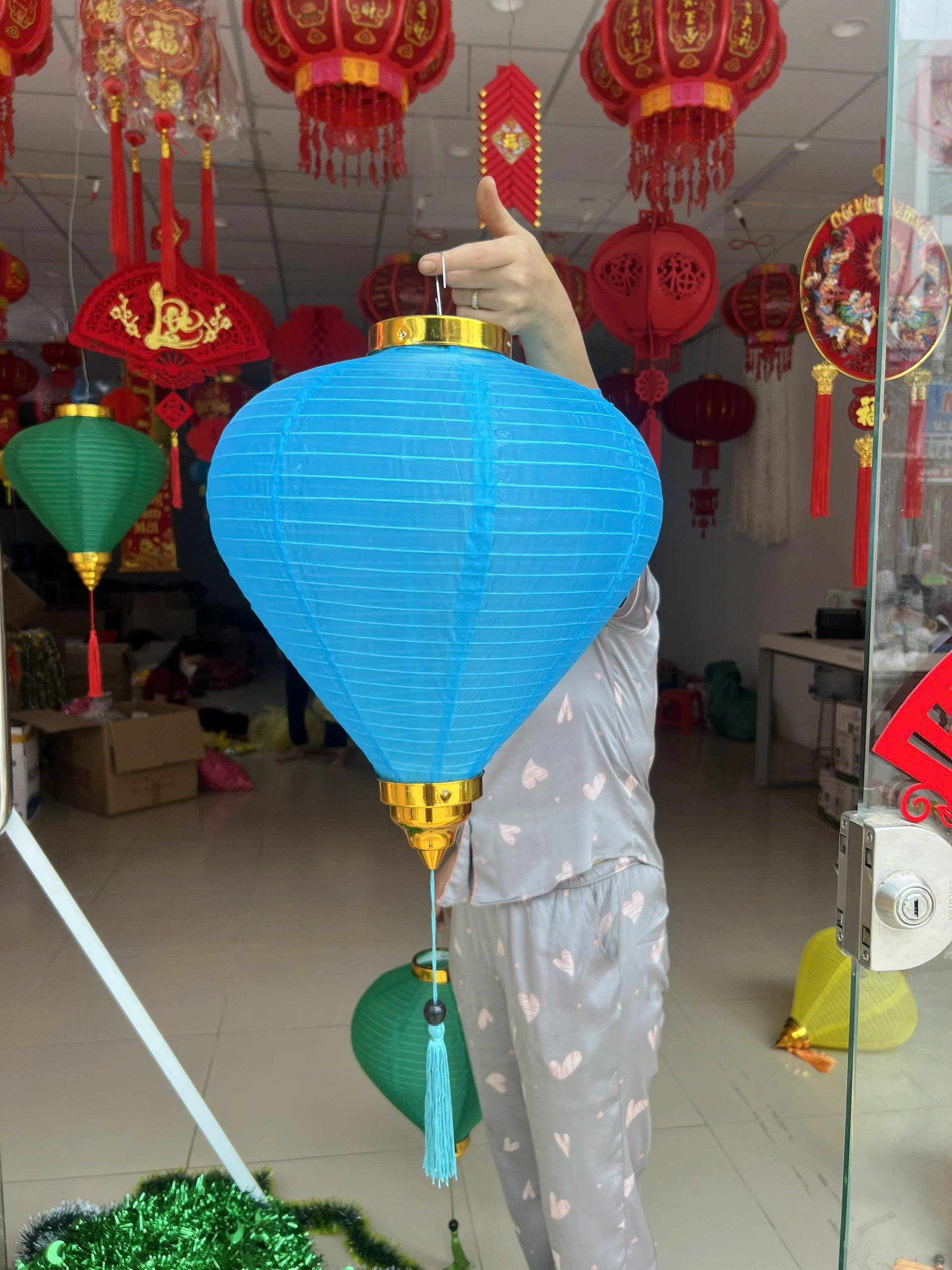 Đèn lồng hình Tỏi Vải thường L2 Lớn 35x45cm - Xanh dương