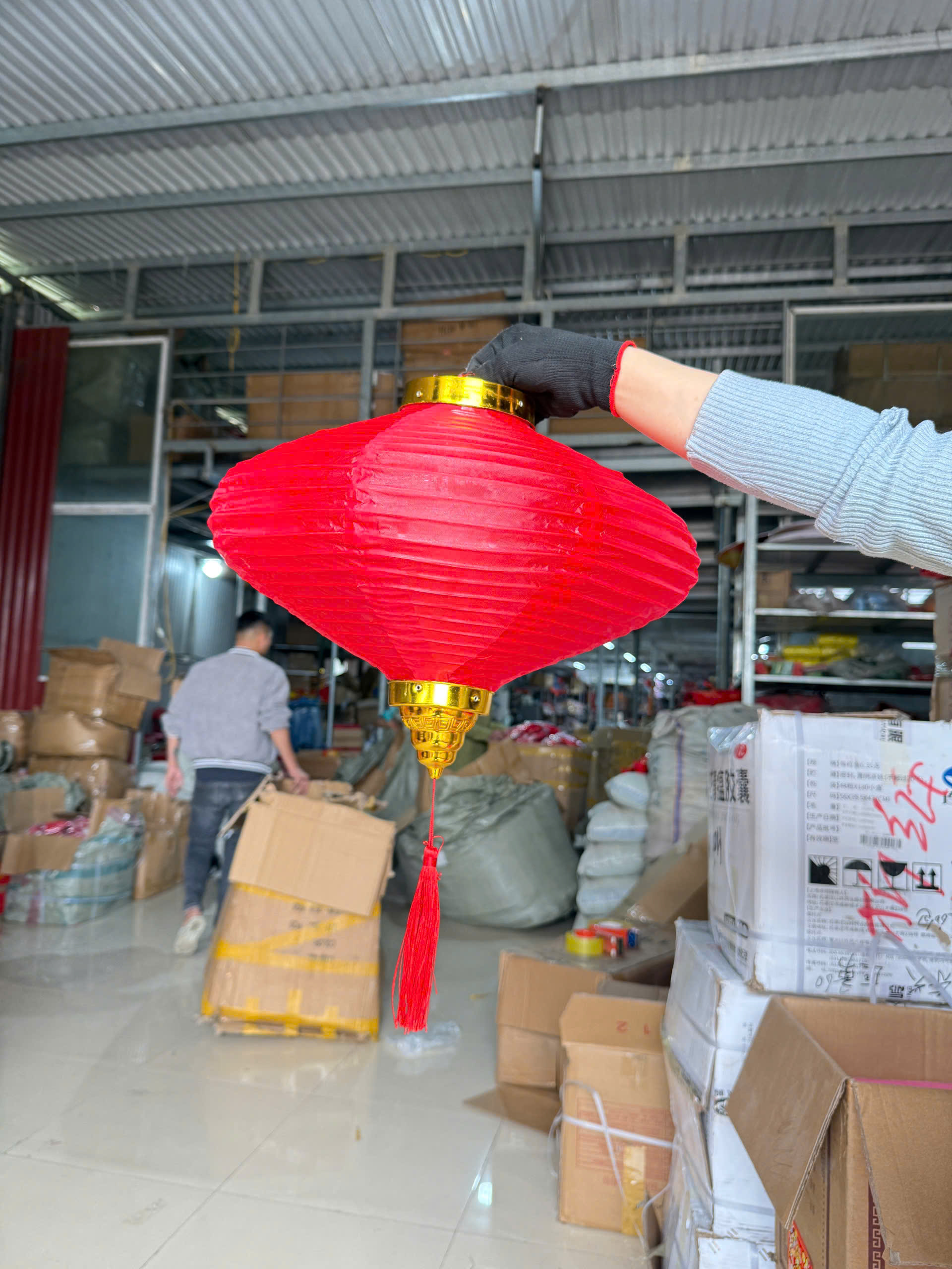 Đèn lồng vải hình đĩa bay