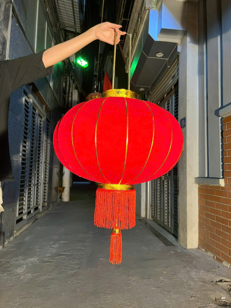 Đèn lồng vải nhung kẻ trơn