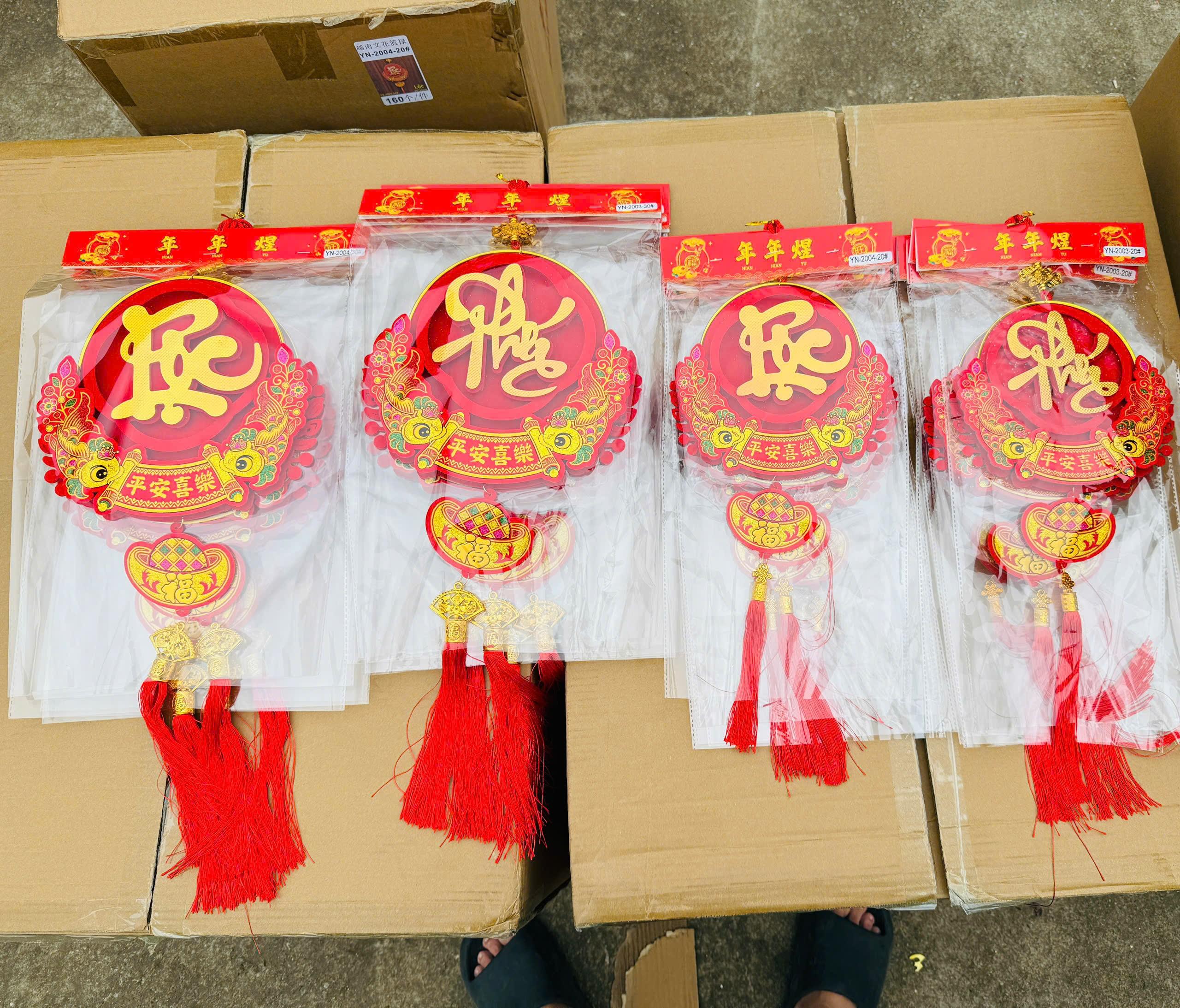 Treo Tròn, dứa 2 cá NHUNG 2 lớp cứng dày ( mix 2 hình 2 chữ ) #30