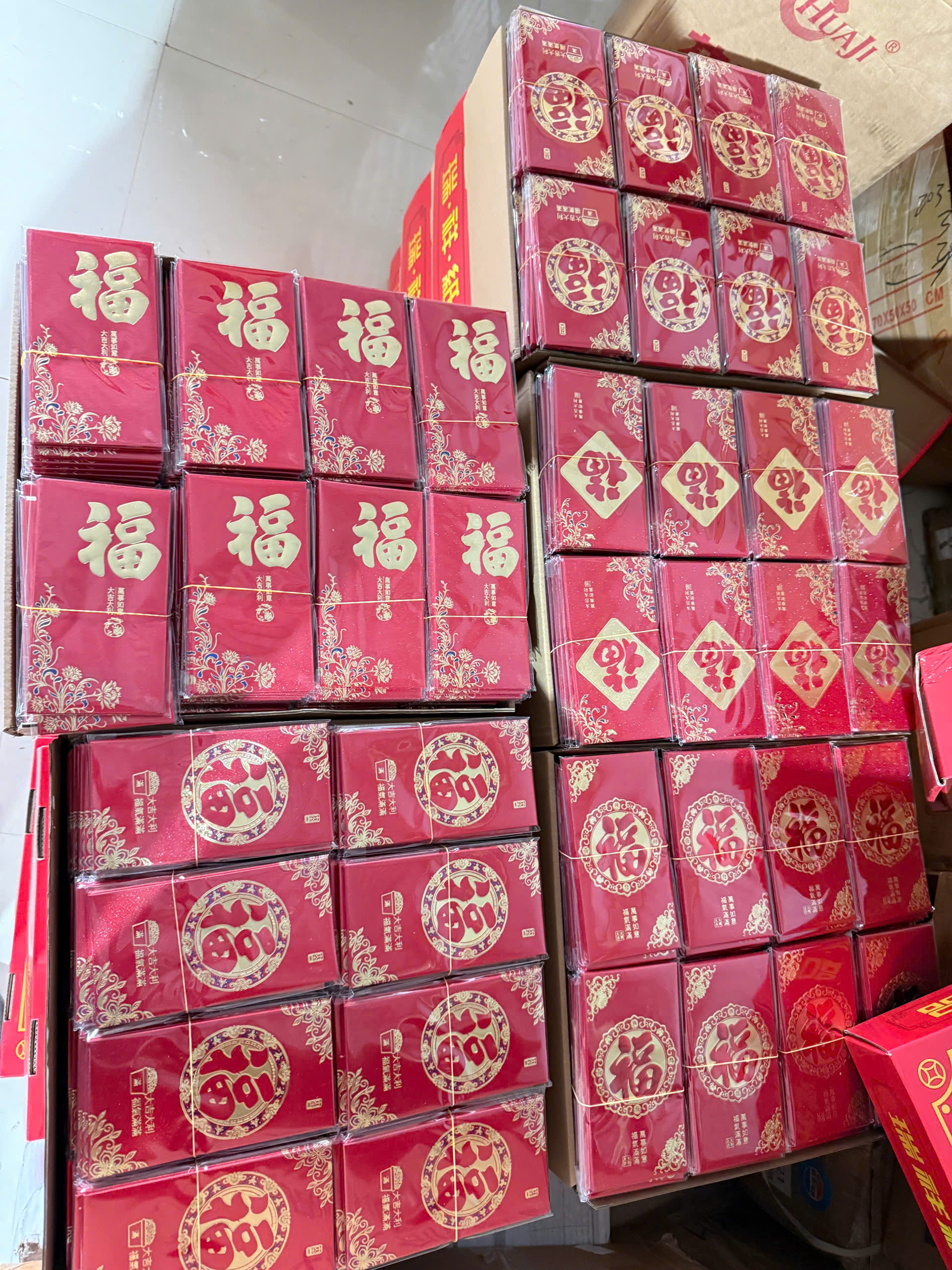 Lì xì nhũ kim tuyến Chữ tàu siêu dầy