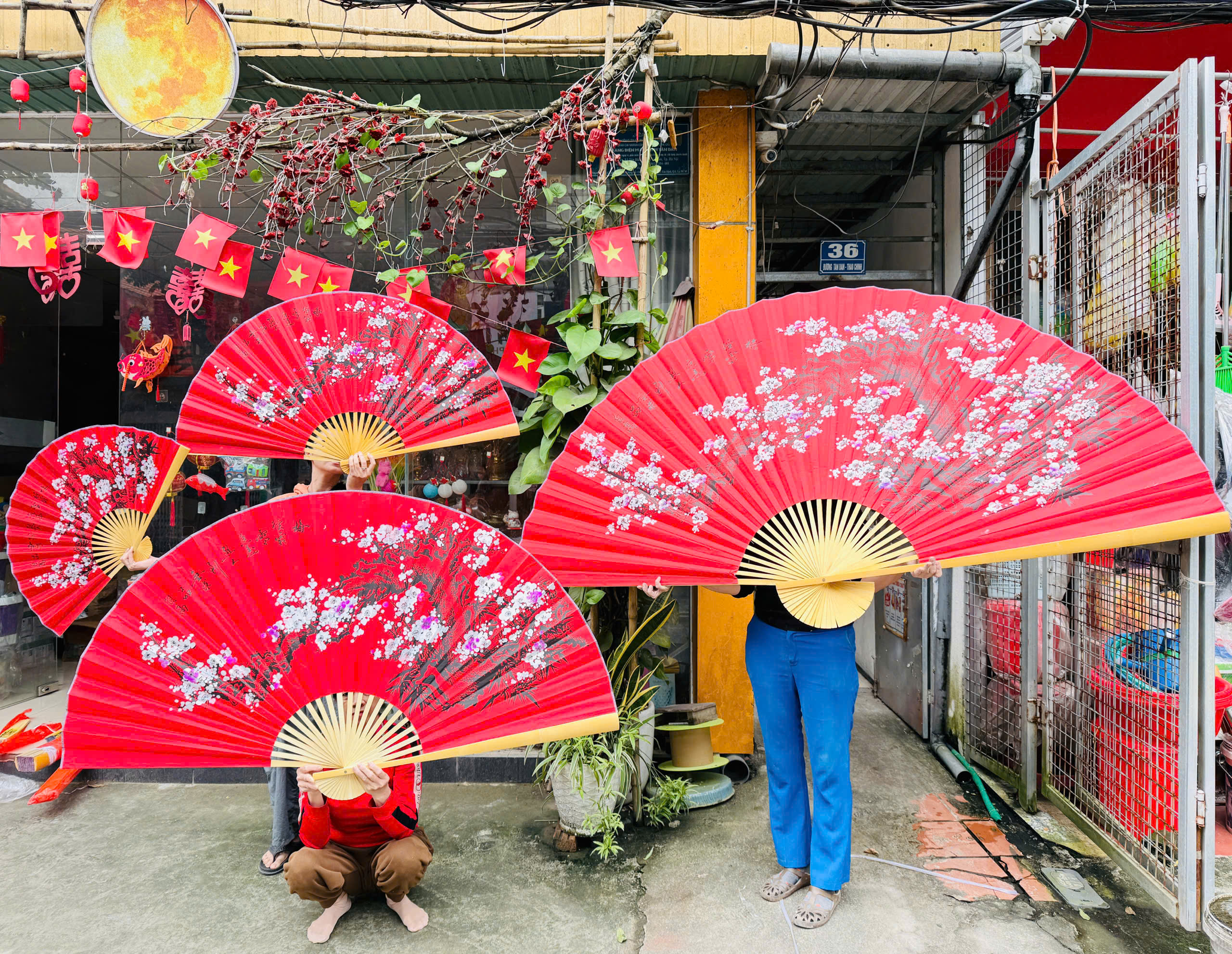 Quạt hoa đào cổ