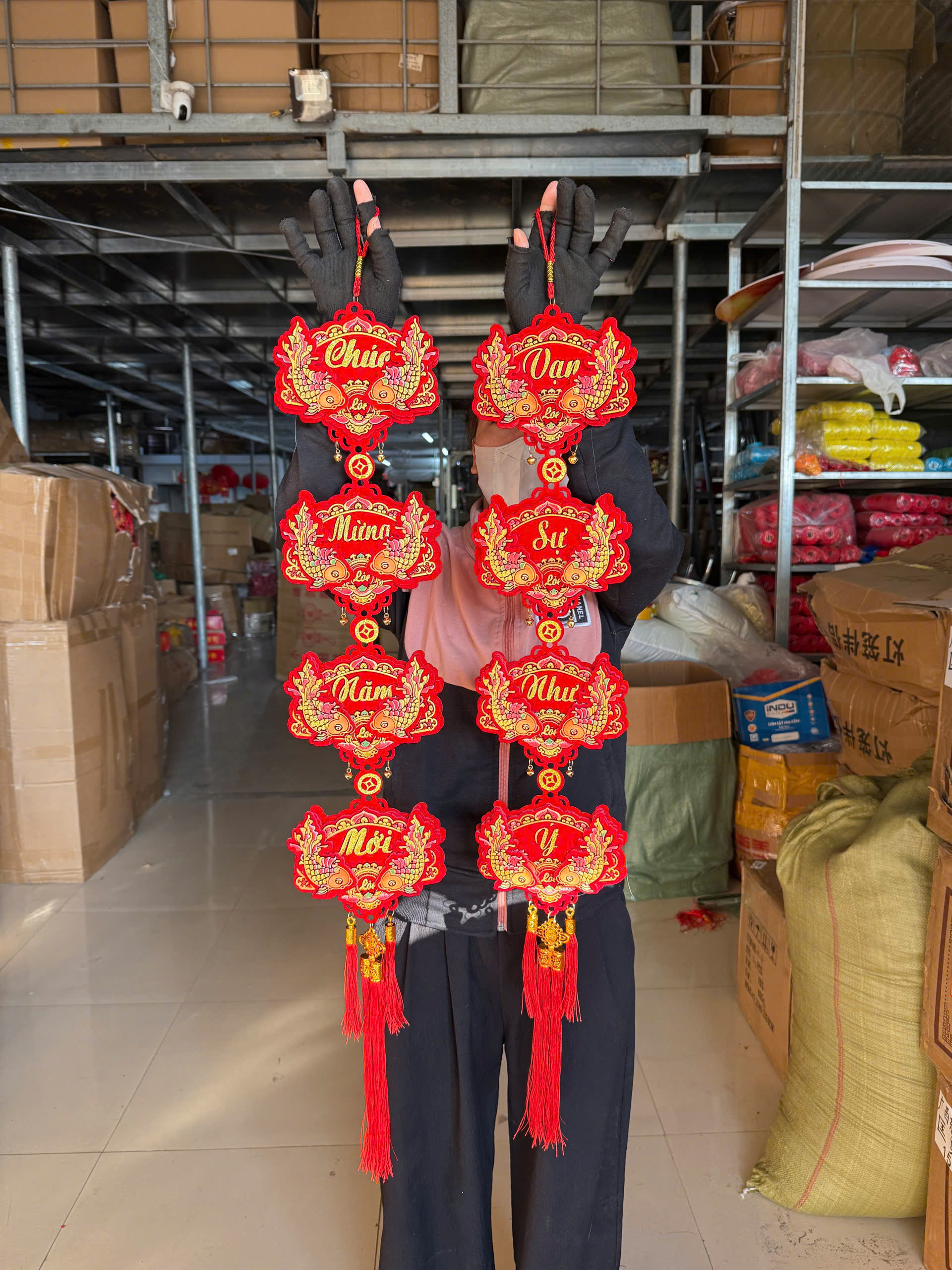 đôi dây dán nổi 3D có chuông HÀNG DÁN 2 tầng đẹp ( 2 Cá )
