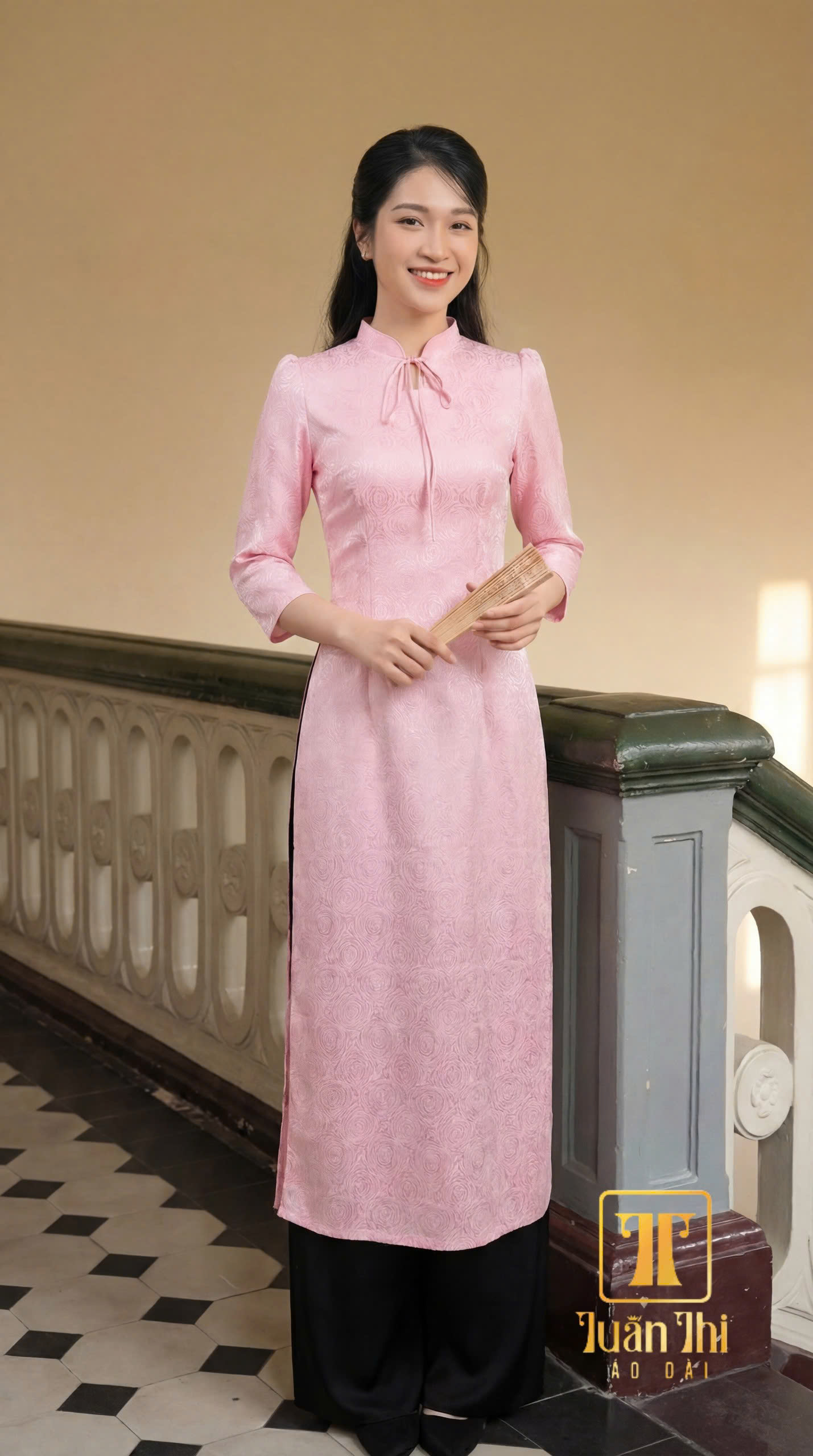 ADCT Gấm hồng nơ cổ