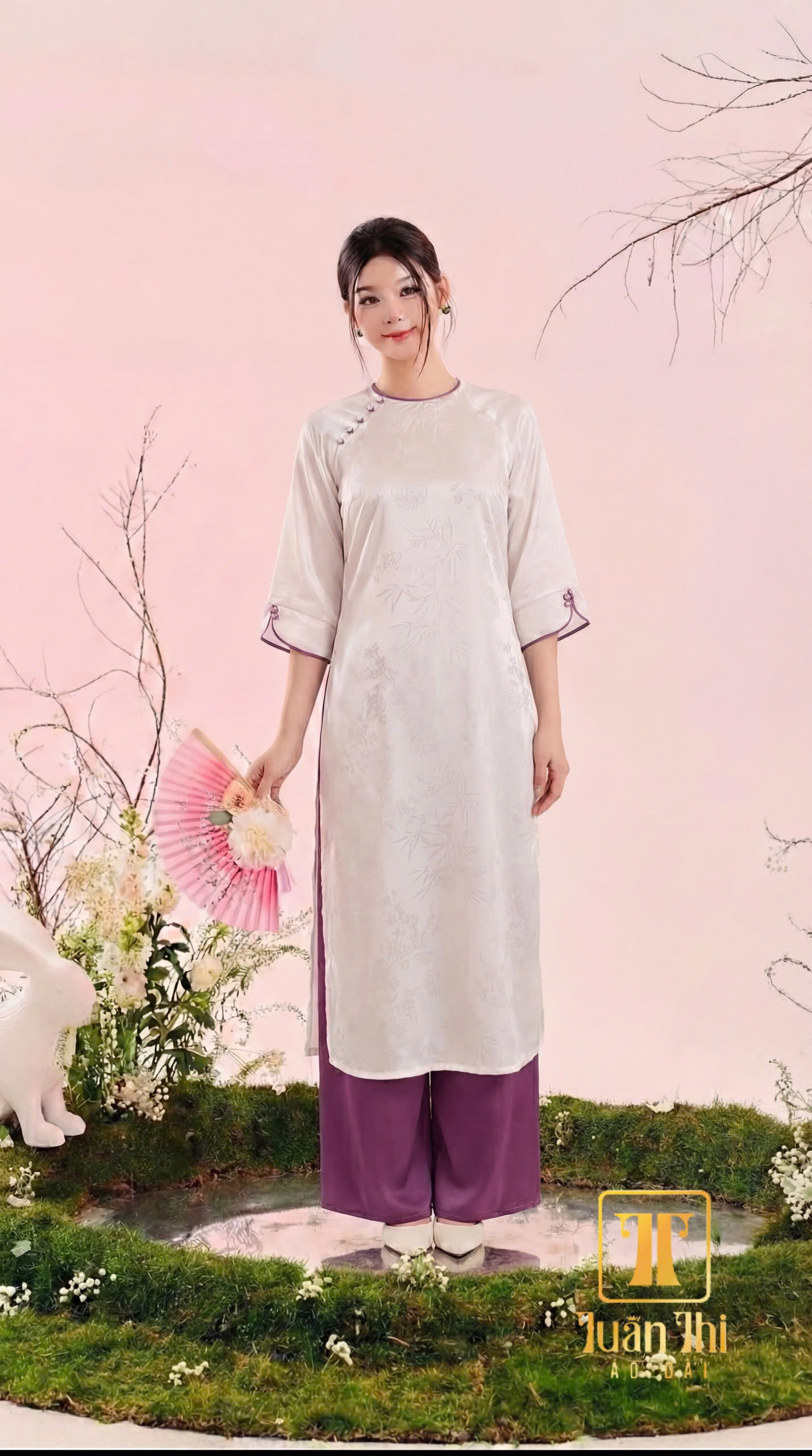 ADCT Lụa trắng cổ tay viền kết ngọc