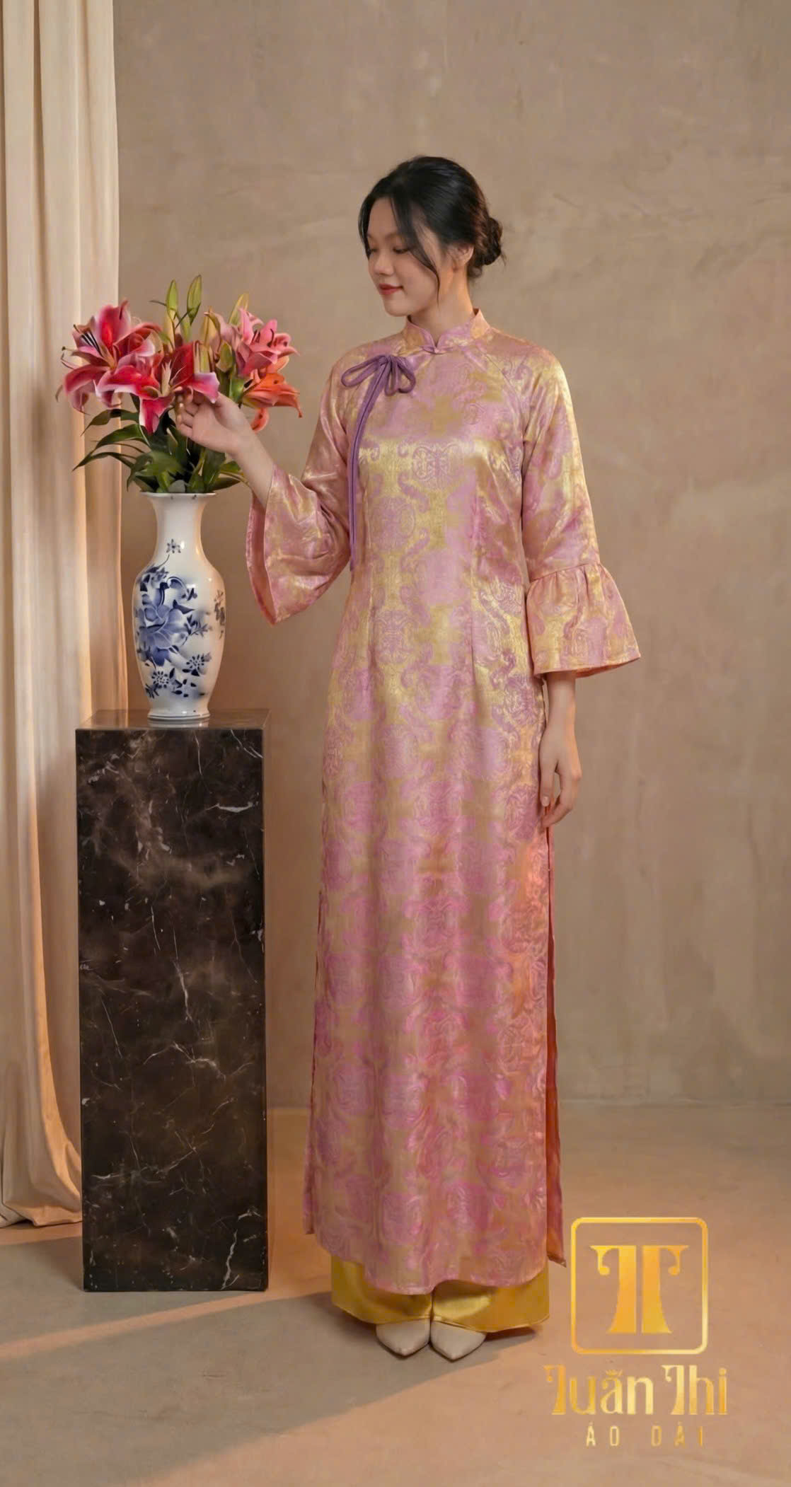 ADCT Tơ hồng kết nơ tay bèo