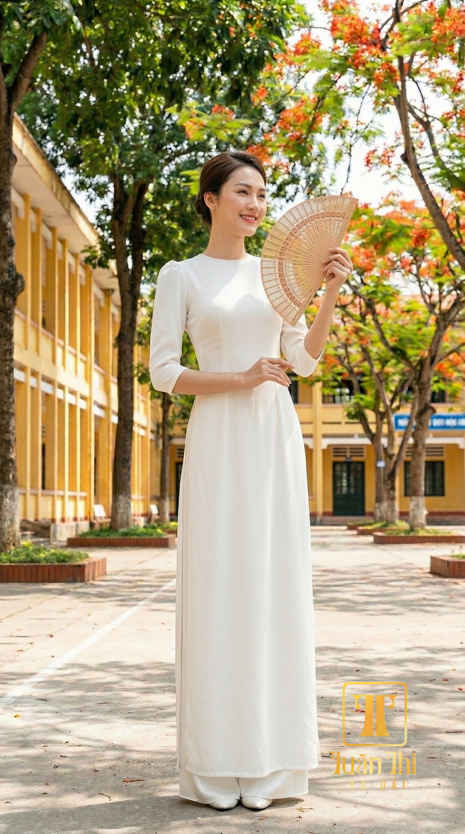 ADHS Lụa cao cấp trắng kem tay phồng cổ kiềng