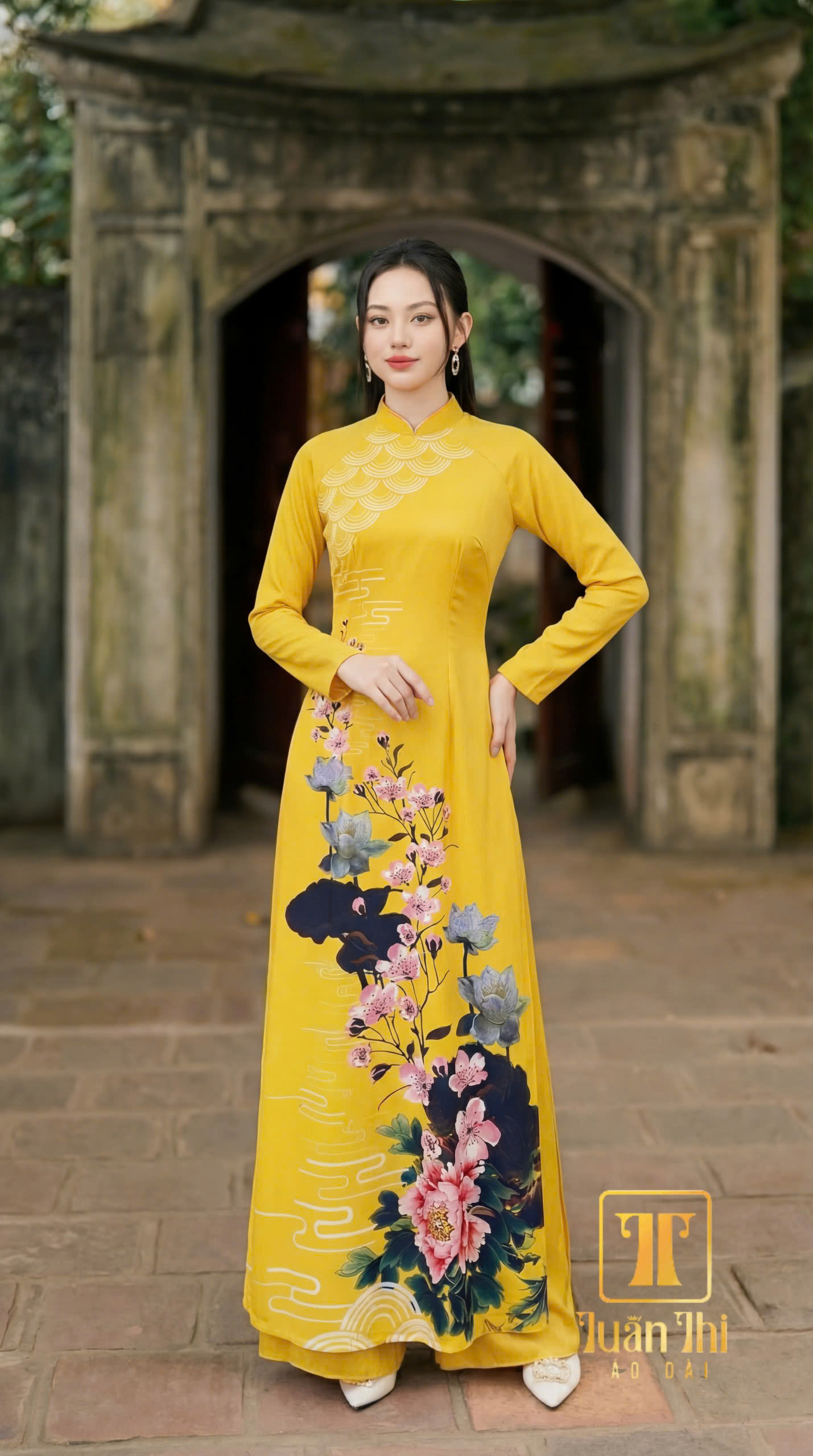 ADTT Lụa Pháp nâu vàng in hoa