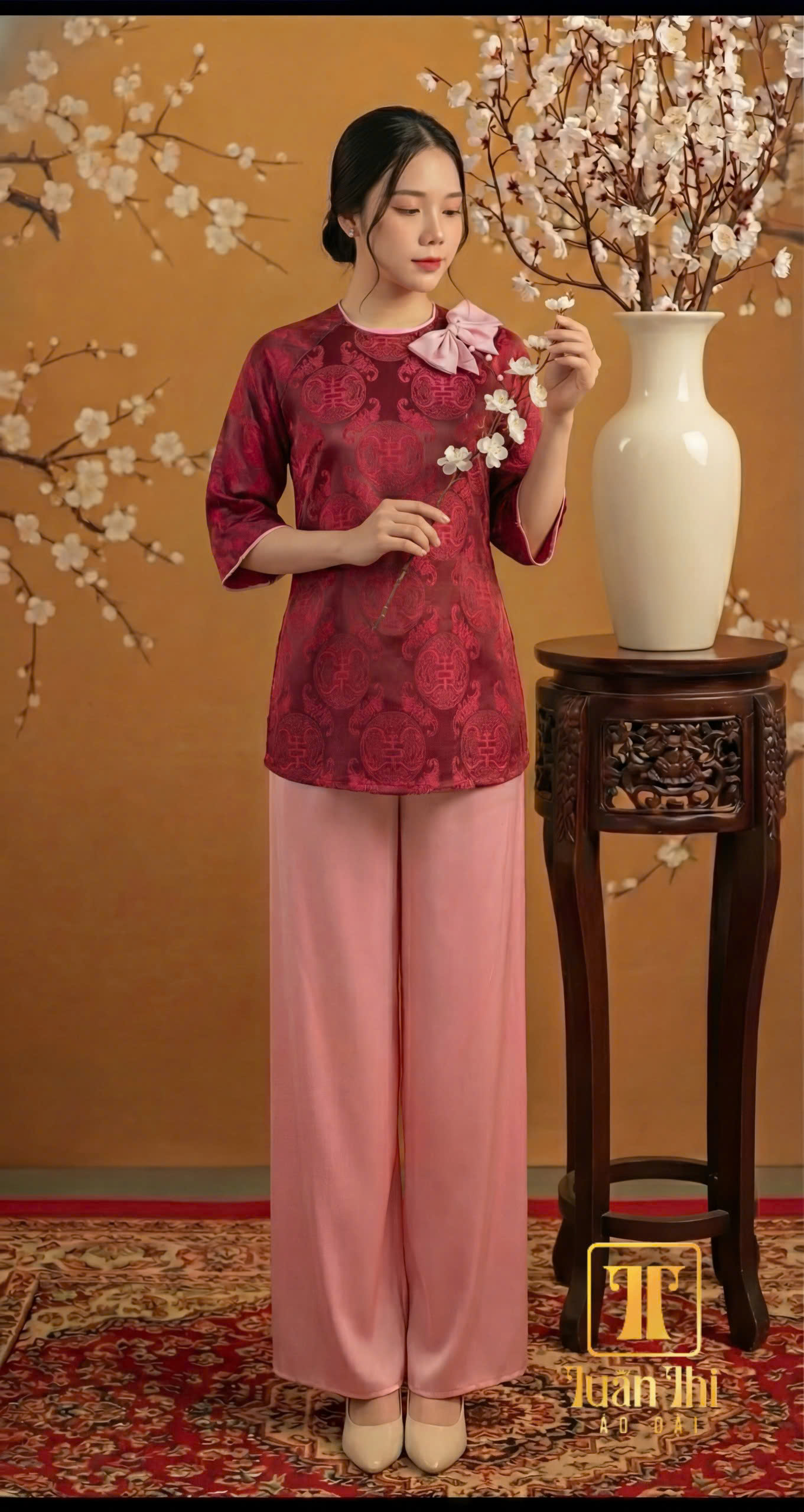 PP Thọ dơi đỏ đô nơ cổ