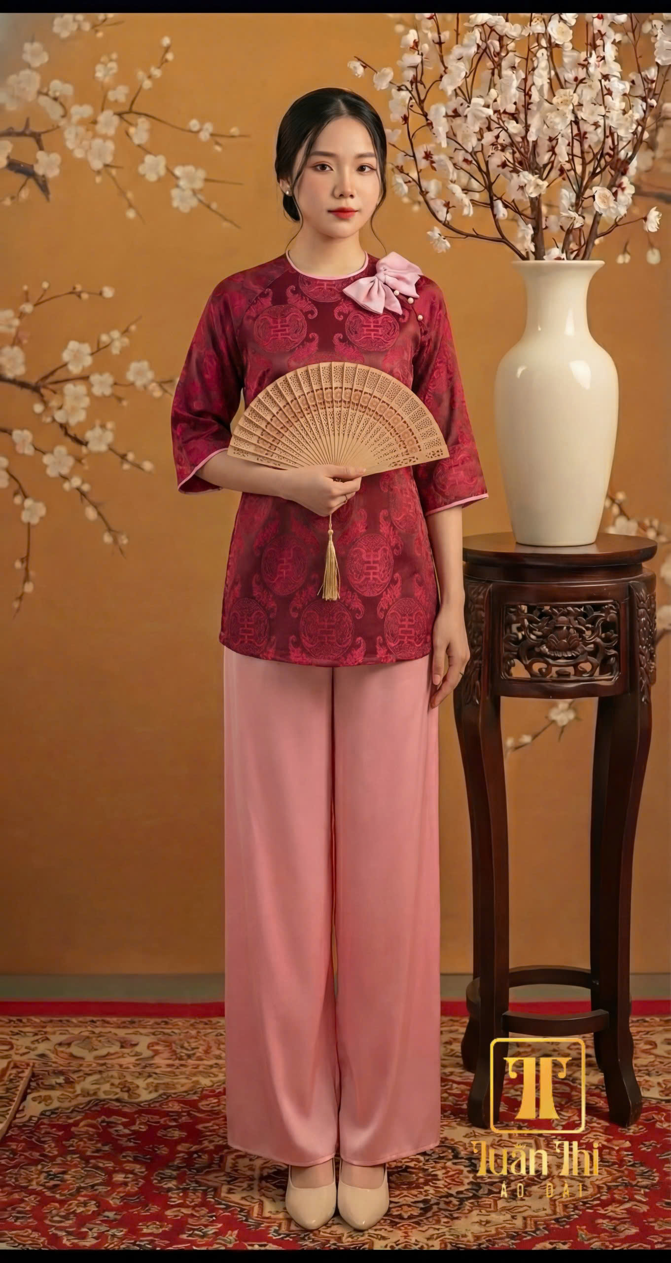PP Thọ dơi đỏ đô nơ cổ
