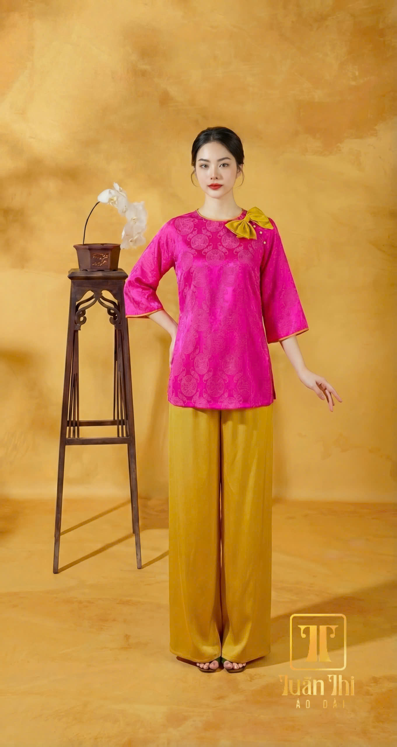 PP Thọ dơi hồng sen nơ cổ