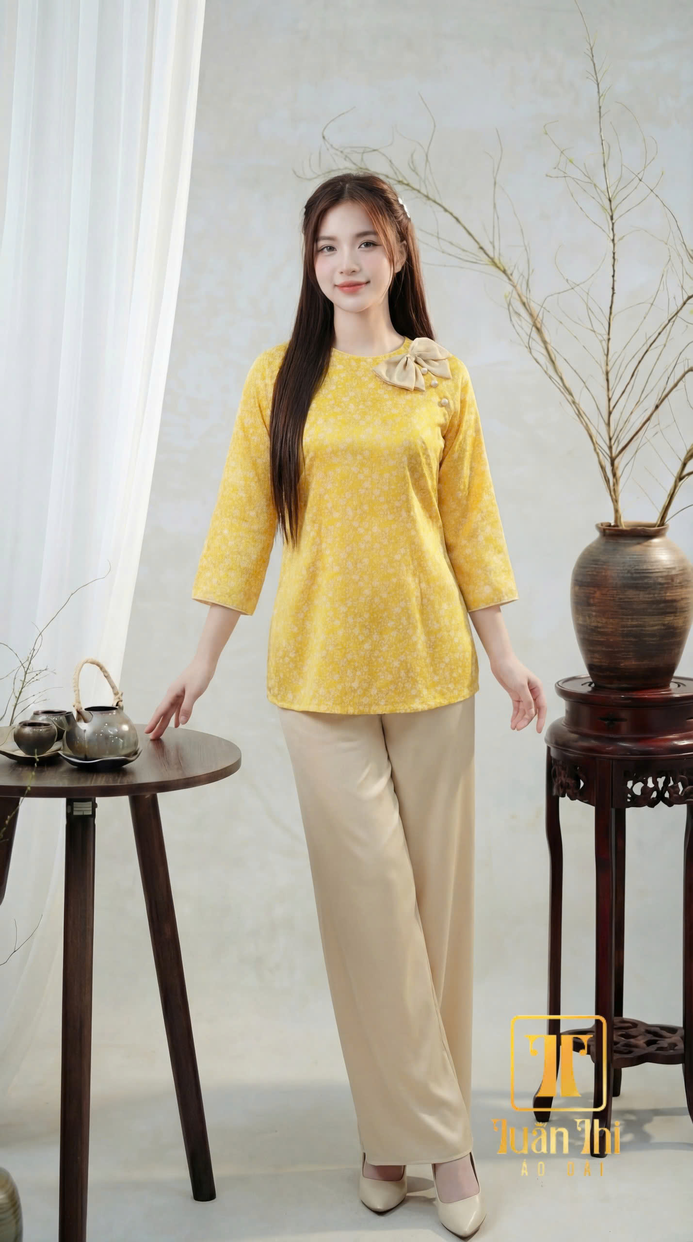 PP Vàng hoa nhí nơ cổ