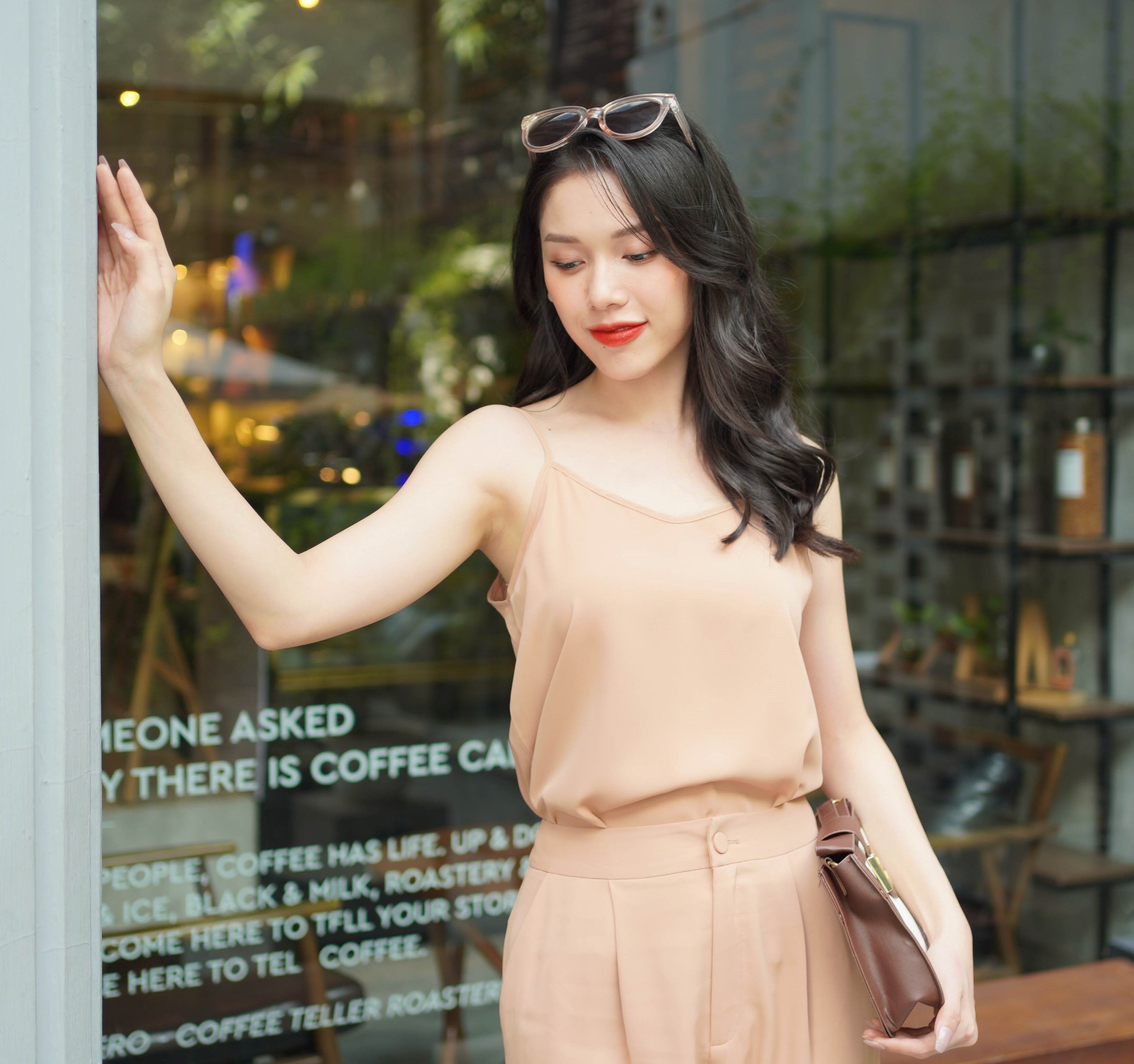 Áo 2 dây cổ V/SA2DBA05-S/HERA08