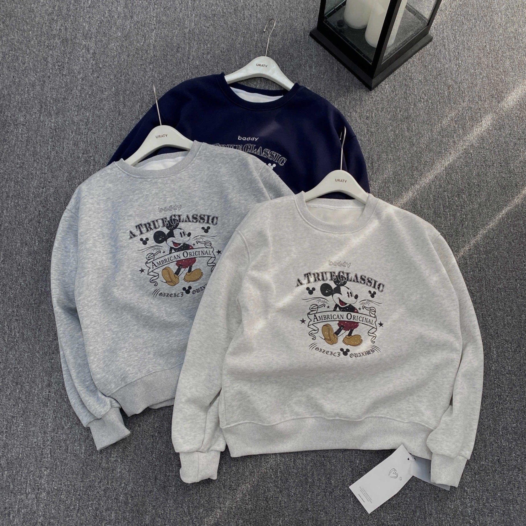Áo sweater nỉ da cá in hình mickey 335