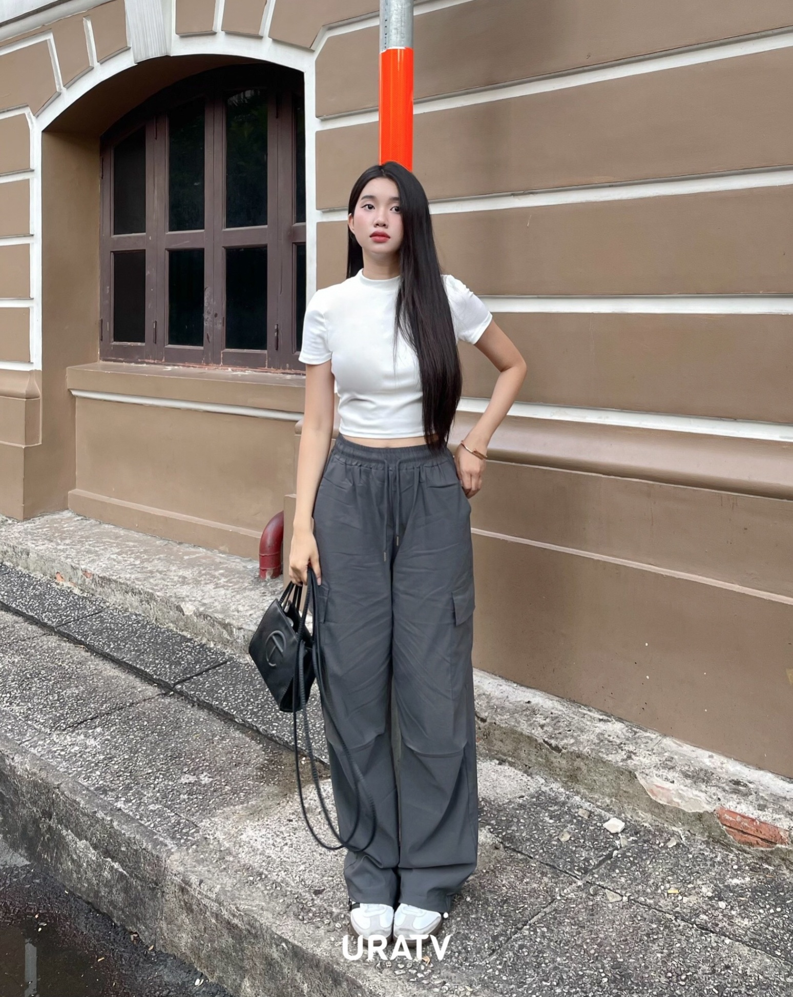 Áo crop gân tăm tay ngắn SM01 URATV 235