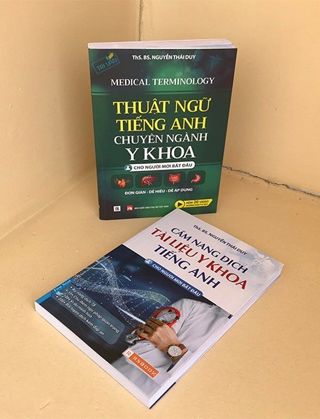 Combo Thuật Ngữ Y Khoa Tiếng Anh + Cẩm Nang Dịch Tài Liệu Y Khoa Tiếng Anh (Cho Người Mới Bắt Đầu)