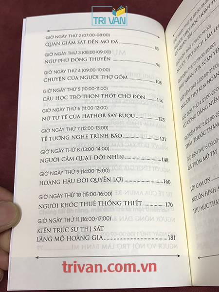 24 giở ở Ai Cập cổ đại - Donald P. Ryan