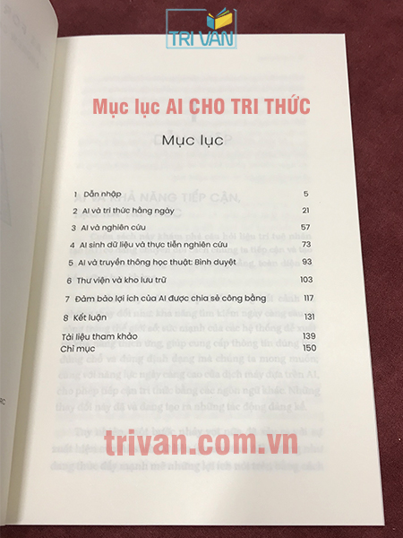 AI For Everything: AI trong giao tiếp - AI cho tri thức - AI trong khám phá khoa học - AI vì sự đa dạng - AI vì các mục tiêu phát triển bền vững (5 quyển)