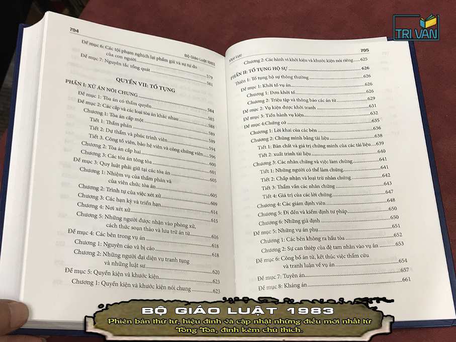 Bộ Giáo Luật 1983 - Cập nhật những canh tân đính kèm chú thích