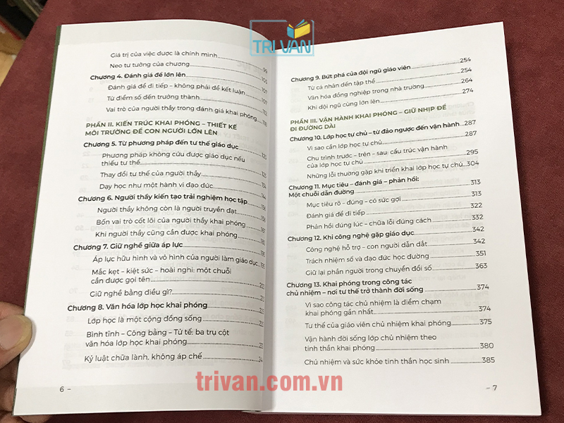 Giáo dục khai phóng: Triết lý - Kiến trúc - Vận hành - Lê Đình Hiền