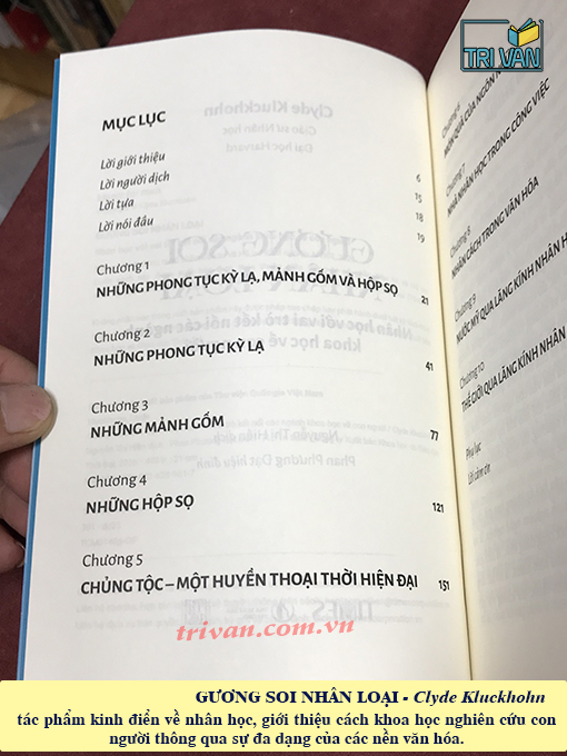 Gương soi nhân loại - Nhân học với vai trò kết nối các ngành khoa học về con người - Clyde Kluckhohn