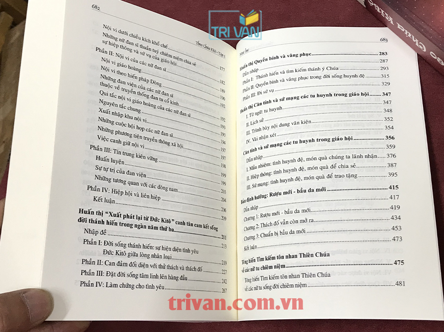 Theo Chúa Kitô - Những văn kiện đời tu (2 Tập) - Lm. Giuse Nguyễn Tất Trung O.P - Lm. Giuse Phan Tấn Thành O.P