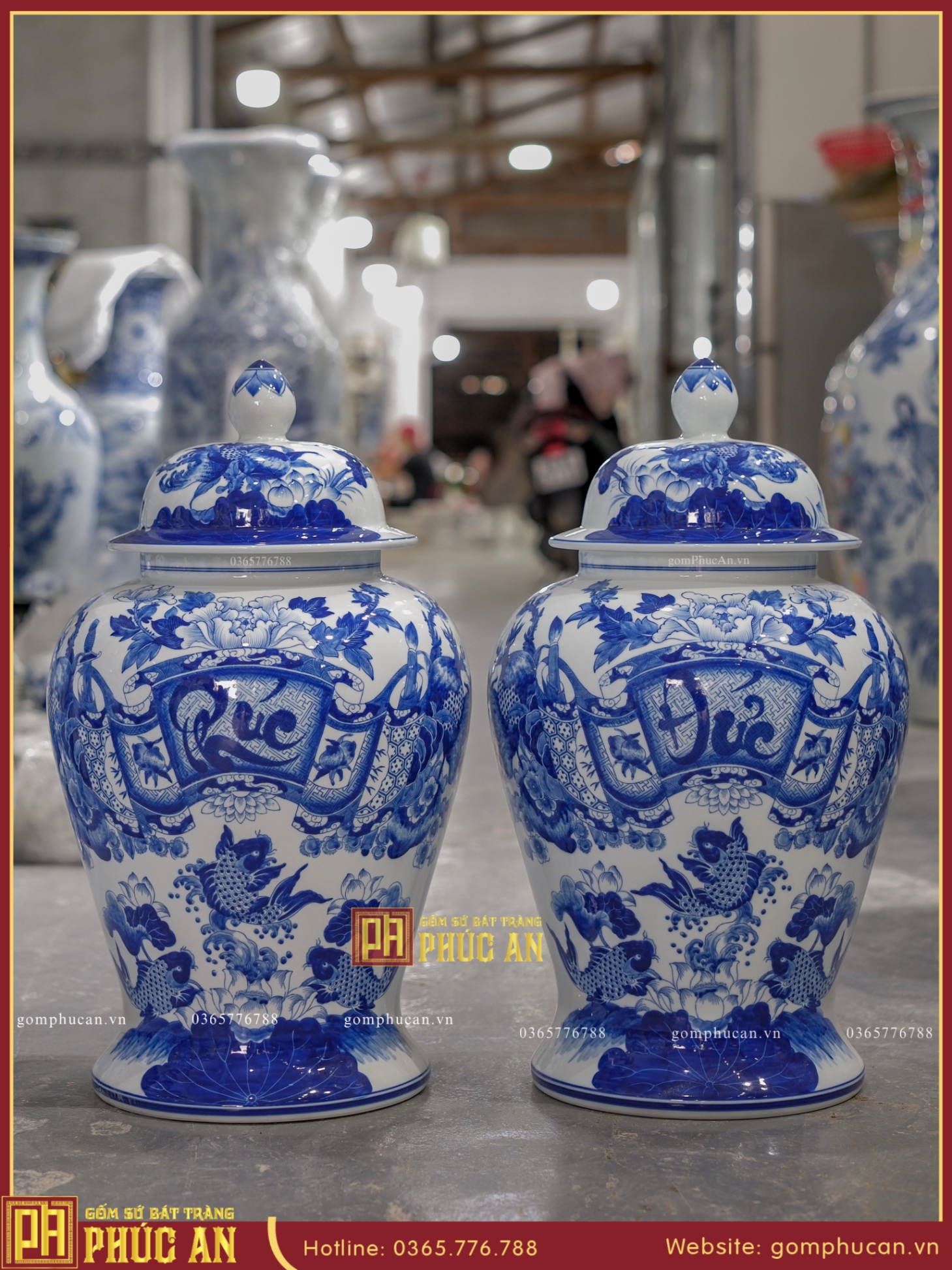 Choé 30l H63 “Cuốn Thư Phúc Đức” men lam vẽ kỹ