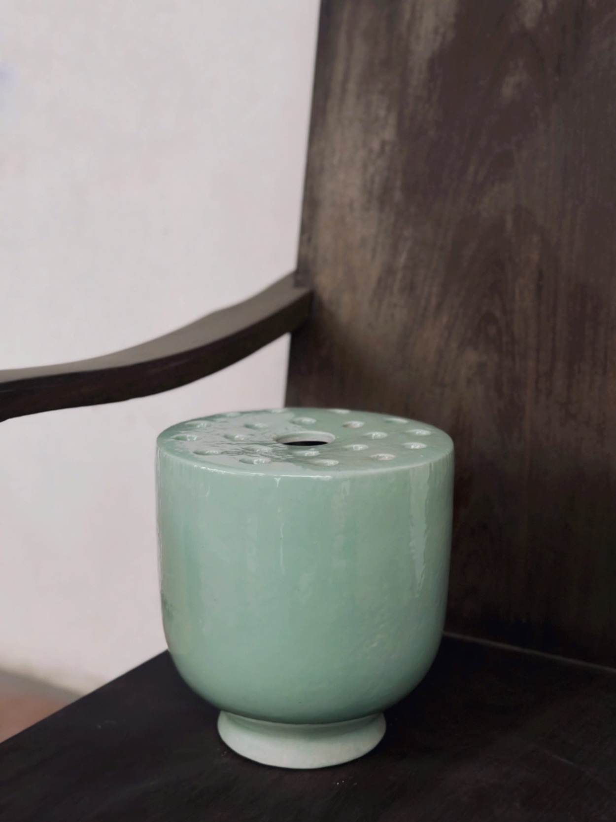 Đài sen GIA003